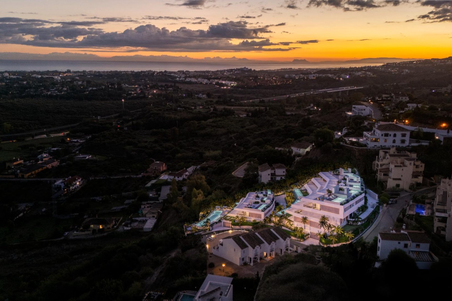 Construcție nouă - Apartament -
Benahavís - Urb. Puerto del Almendro