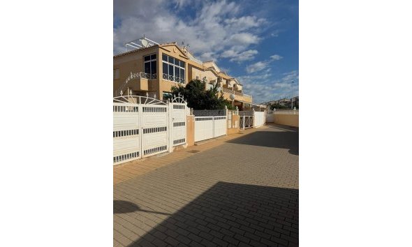 Duplex - Segunda mano - Torrevieja -
                Torreblanca