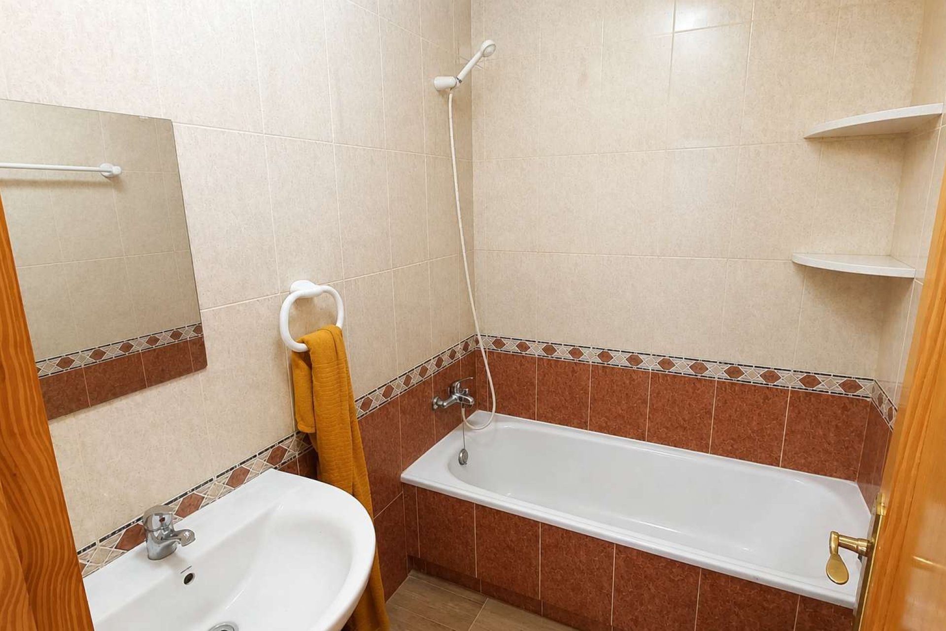 Használt Ingatlanok - Apartman -
Algorfa - Inland