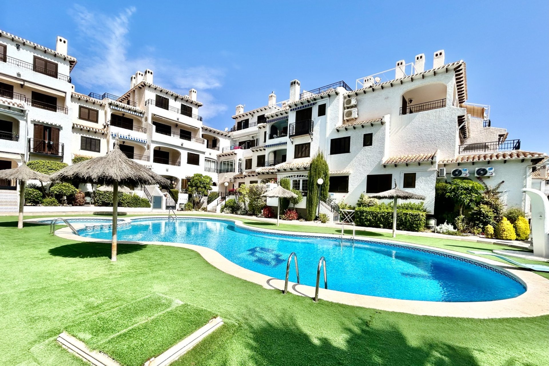 Használt Ingatlanok - Apartman -
Cabo Roig - Costa Blanca