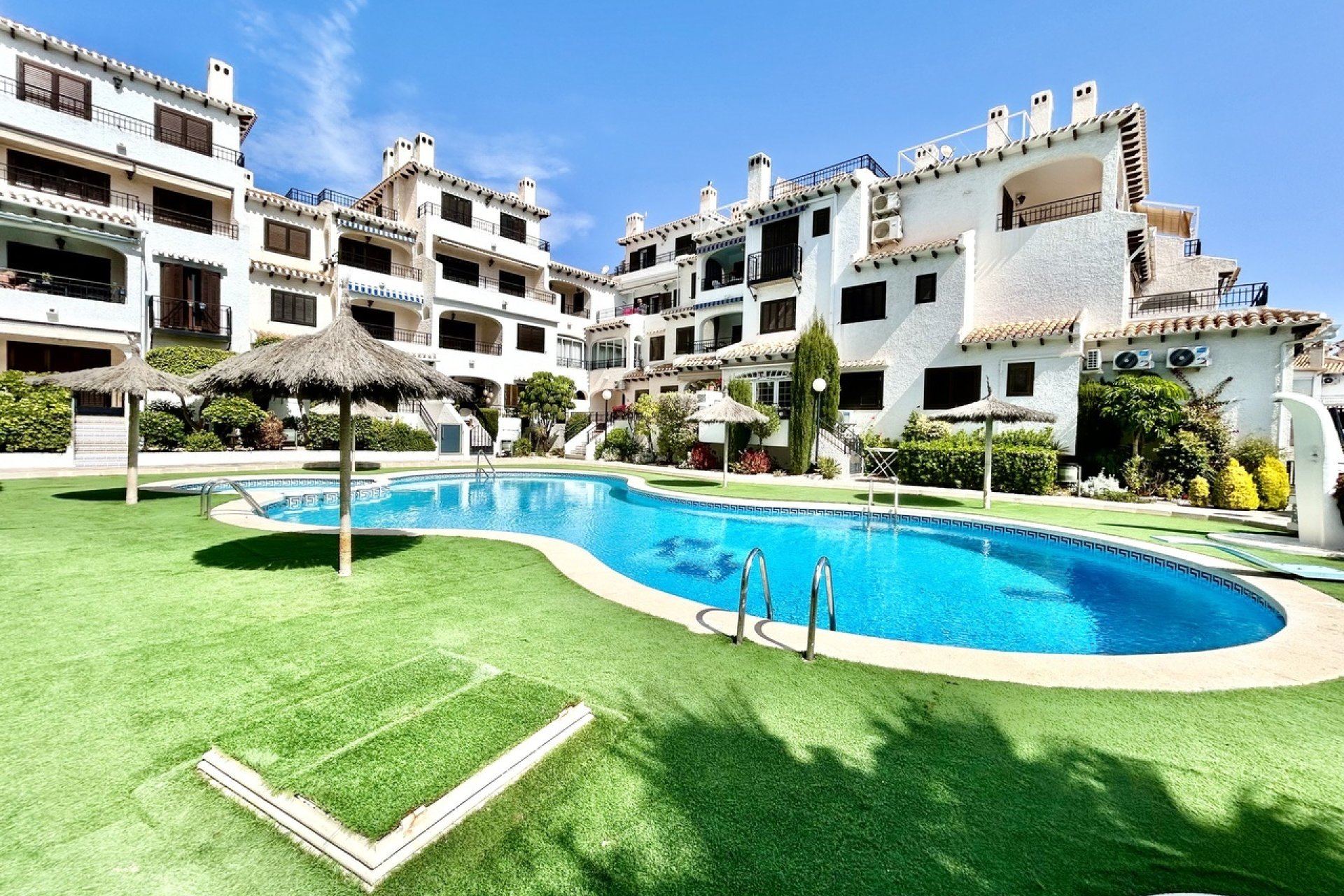 Használt Ingatlanok - Apartman -
Cabo Roig - Costa Blanca