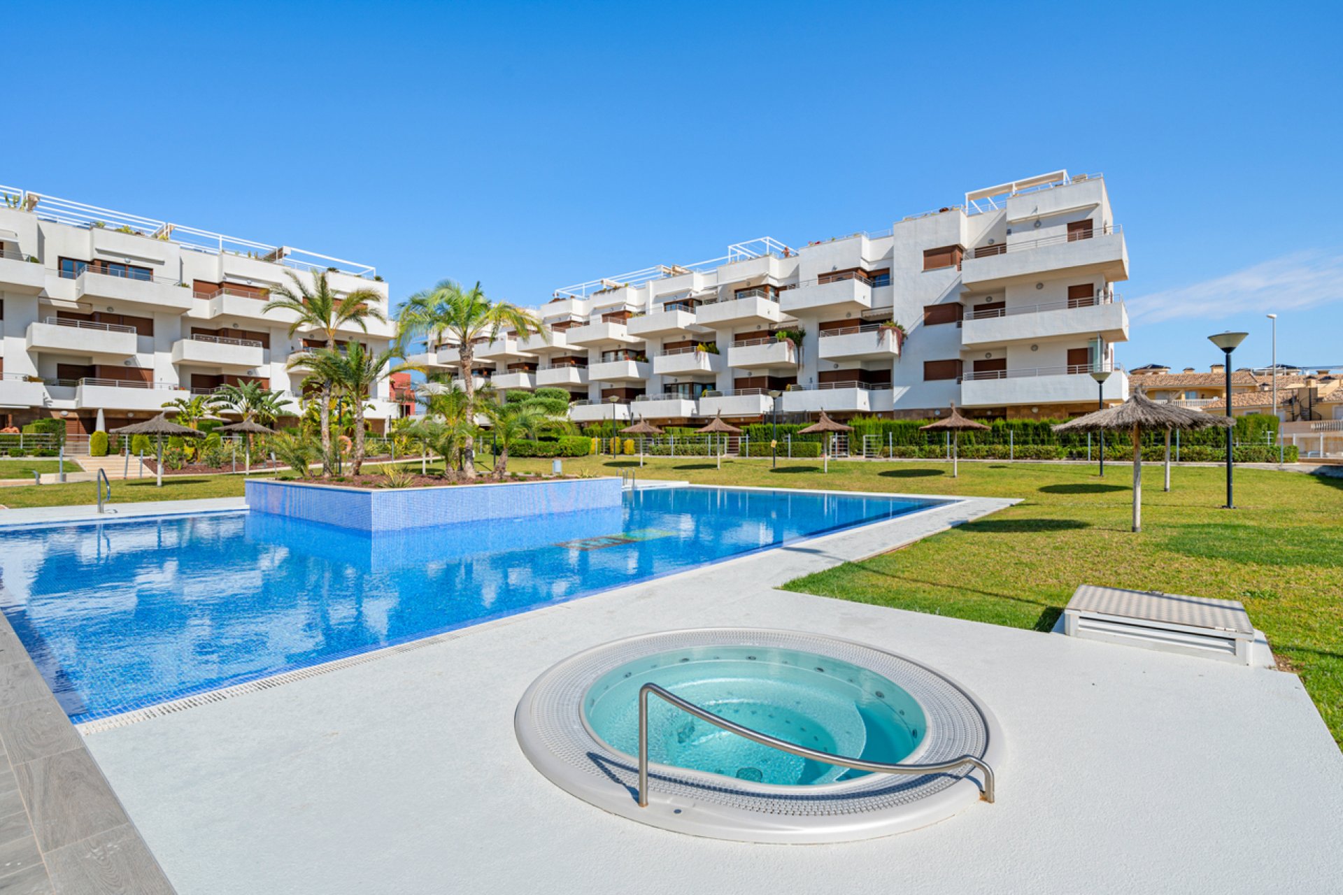 Használt Ingatlanok - Apartman -
Cabo Roig - Costa Blanca