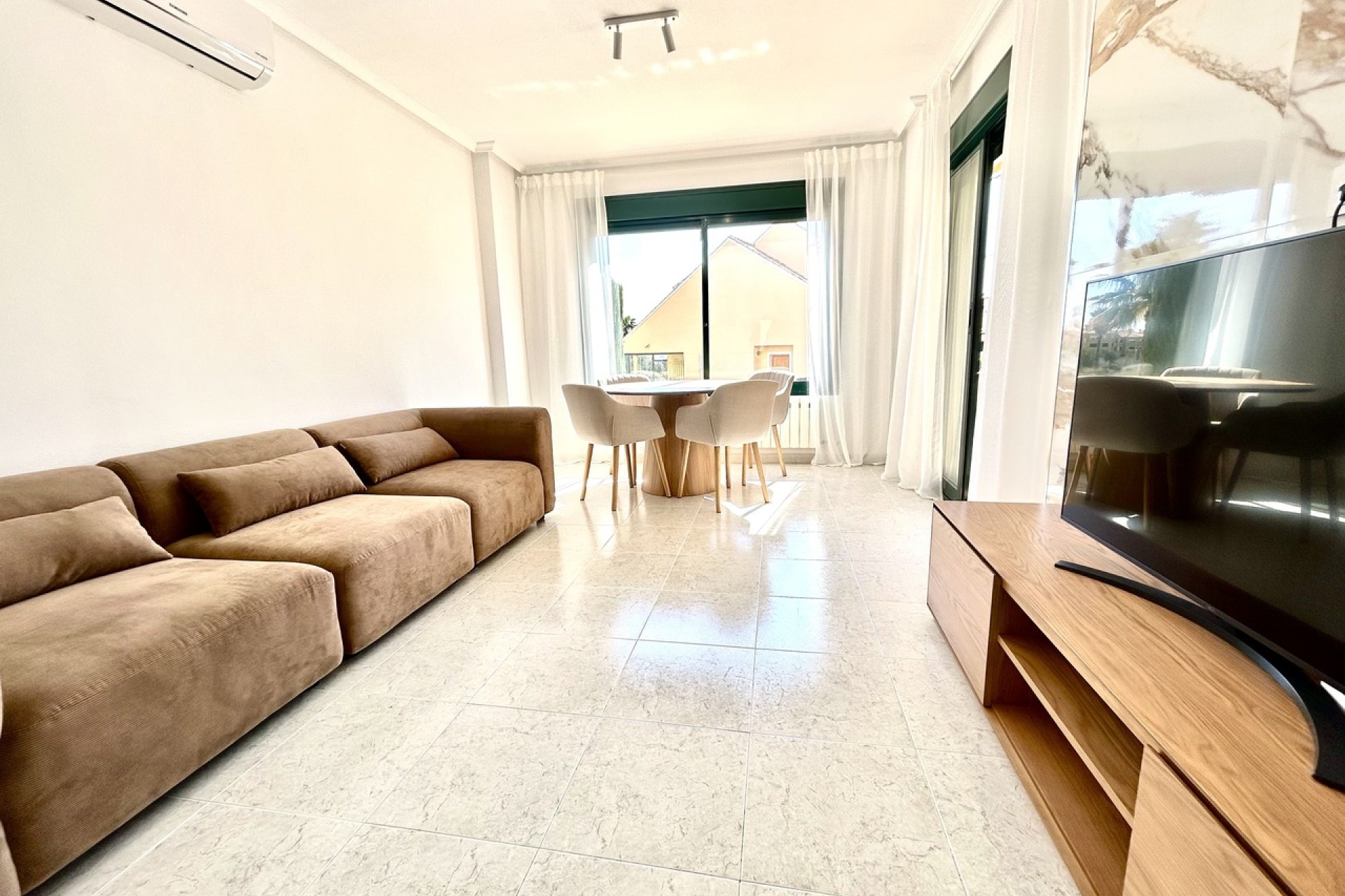 Használt Ingatlanok - Apartman -
Campoamor - Costa Blanca
