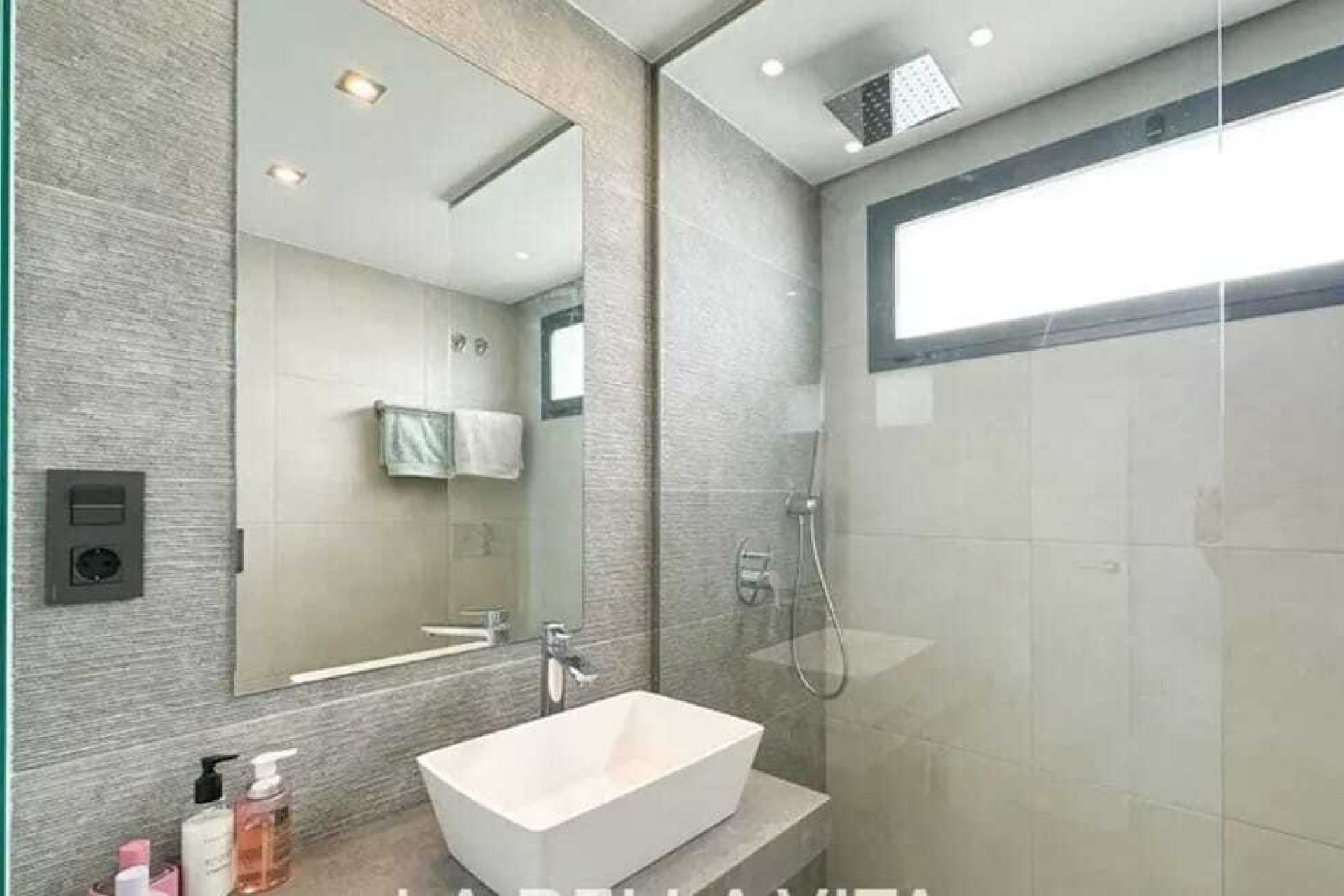 Használt Ingatlanok - Apartman -
Guardamar del Segura - Costa Blanca