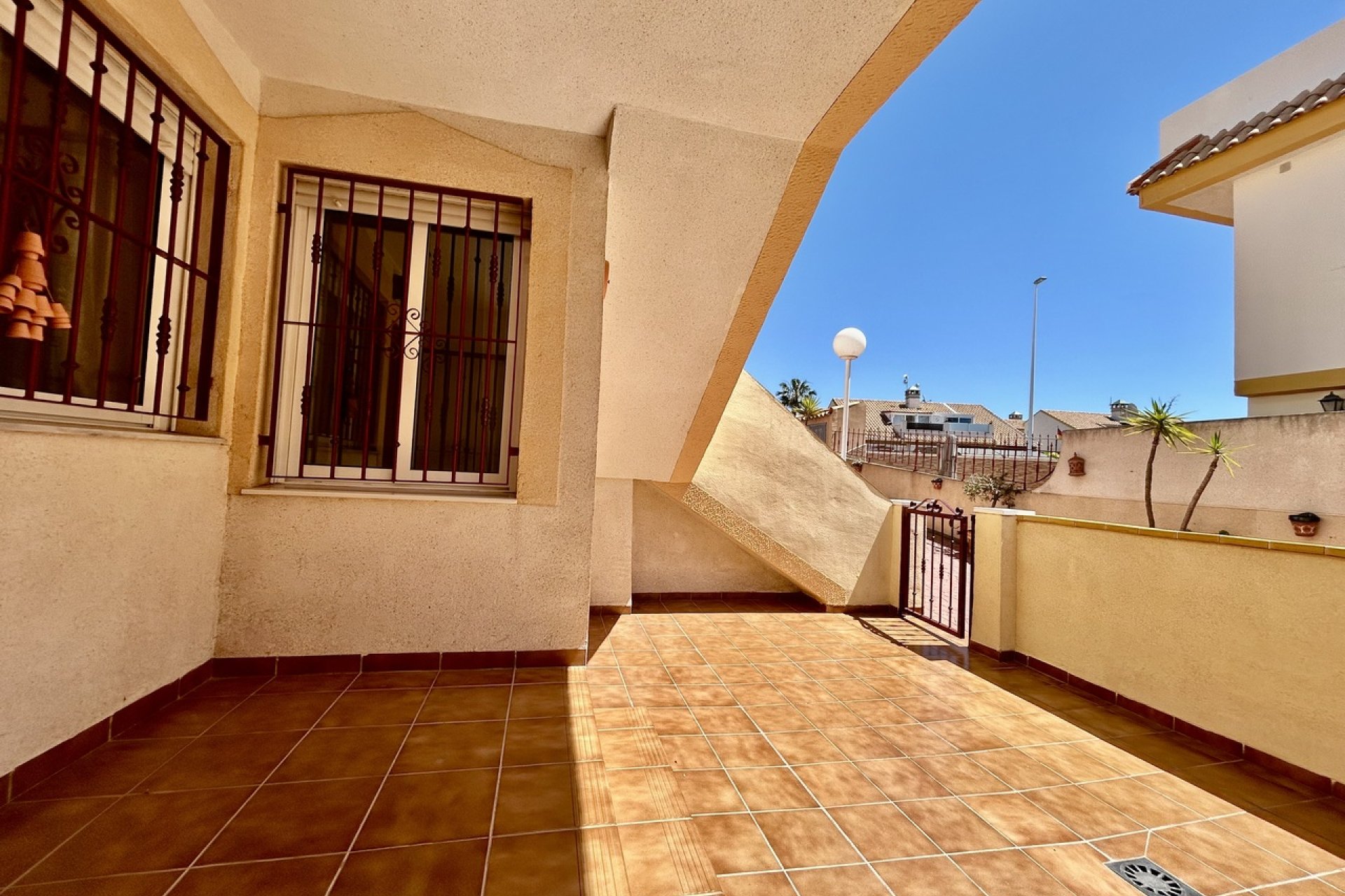 Használt Ingatlanok - Apartman -
La Zenia - Costa Blanca