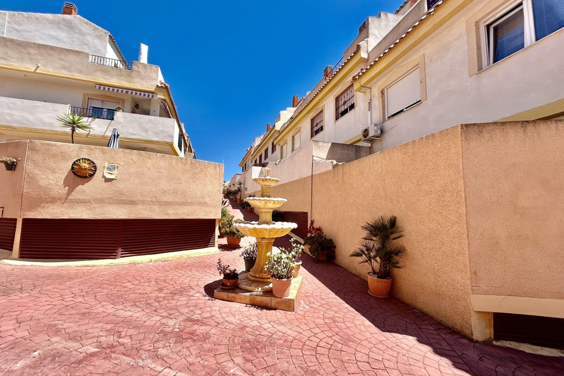 Használt Ingatlanok - Apartman -
La Zenia - Costa Blanca