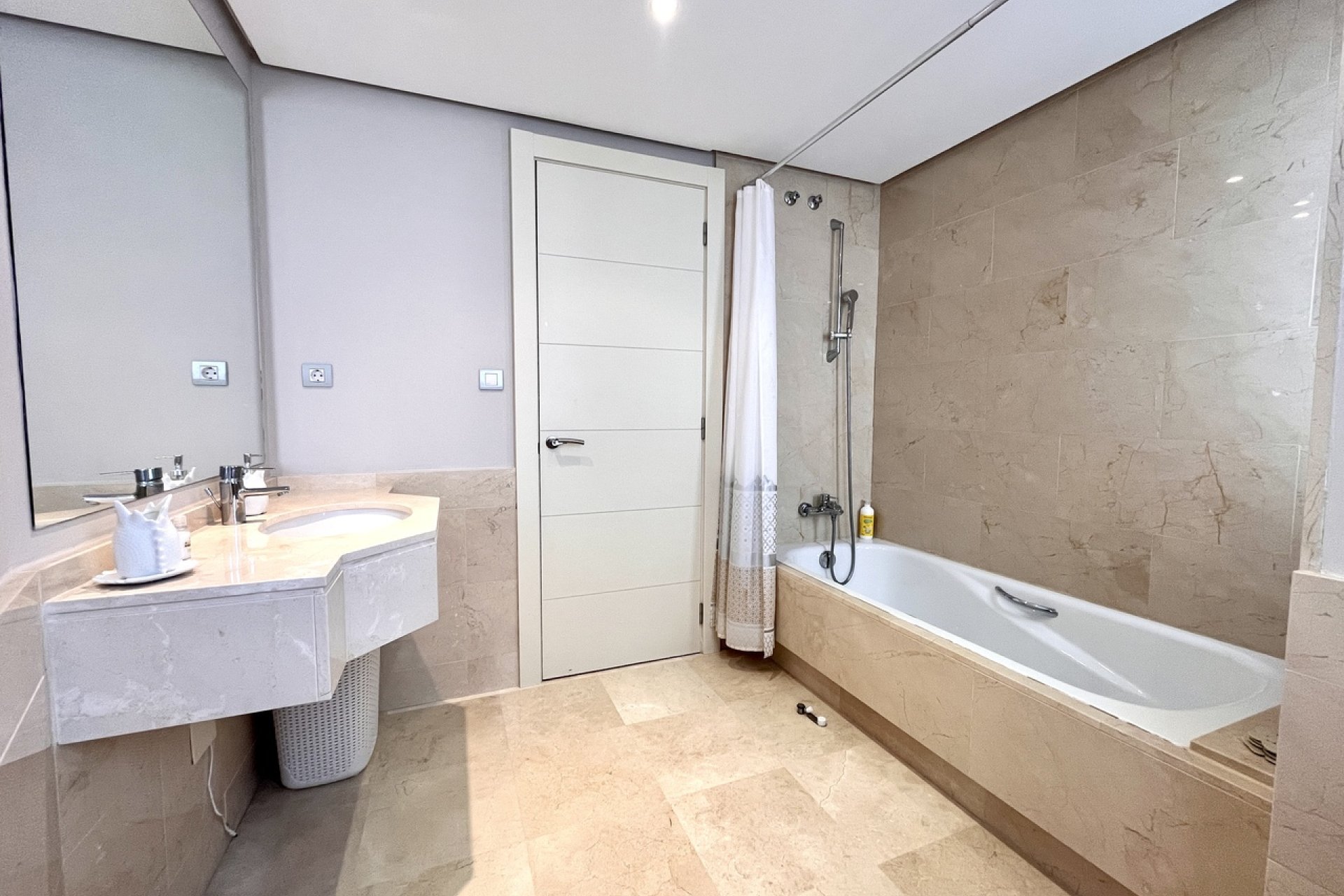 Használt Ingatlanok - Apartman -
Las Colinas Golf - Costa Blanca