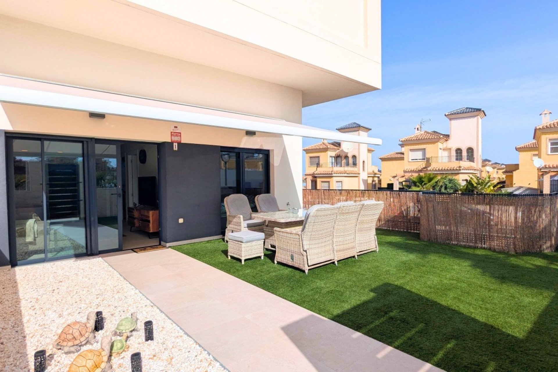 Használt Ingatlanok - Apartman -
Lo Crispin - Inland