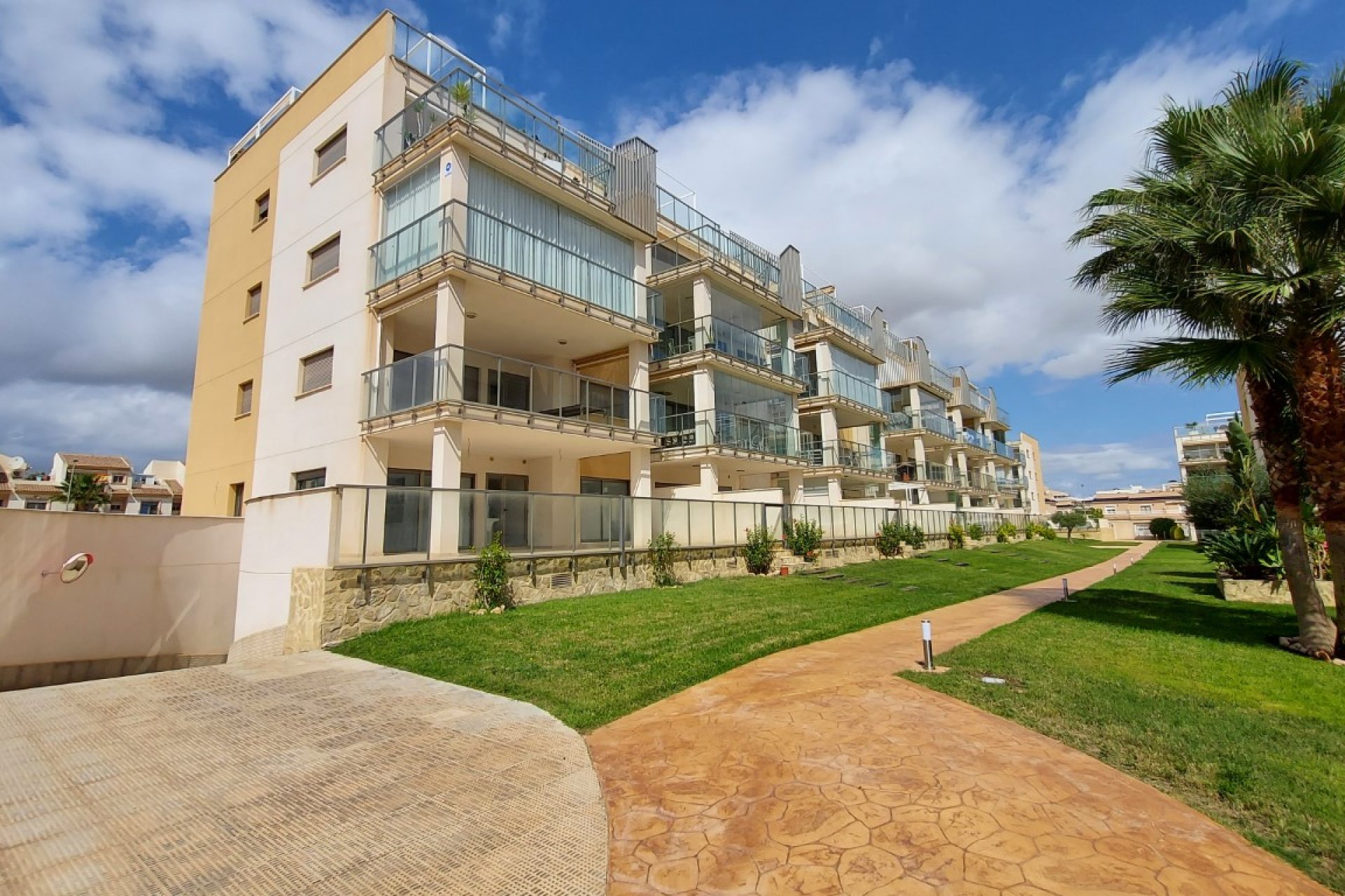Használt Ingatlanok - Apartman -
Orihuela Costa - Costa Blanca