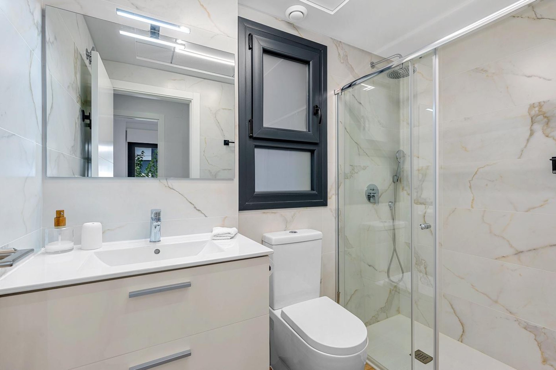 Használt Ingatlanok - Apartman -
Orihuela Costa - Costa Blanca