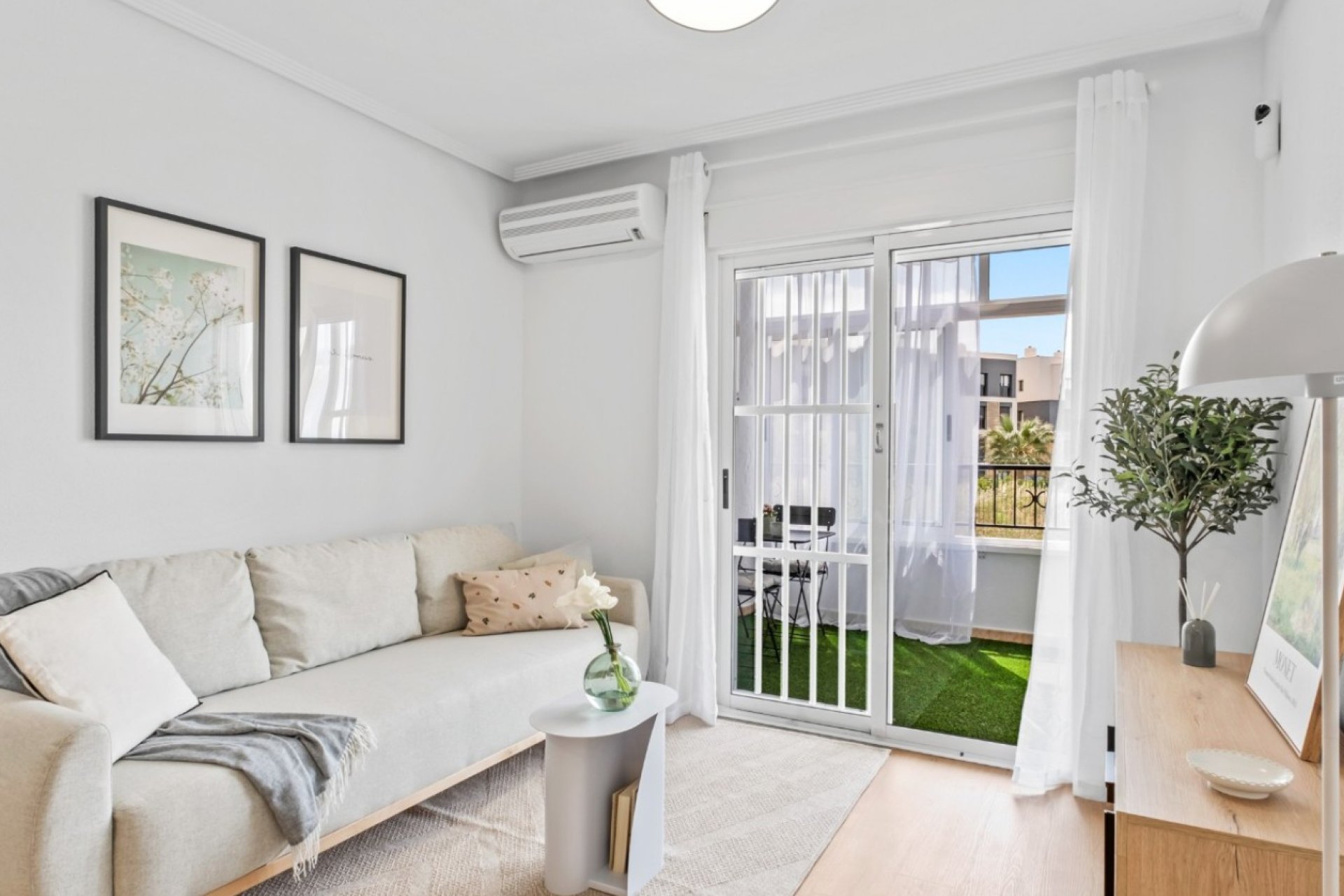 Használt Ingatlanok - Apartman -
Orihuela Costa - Costa Blanca