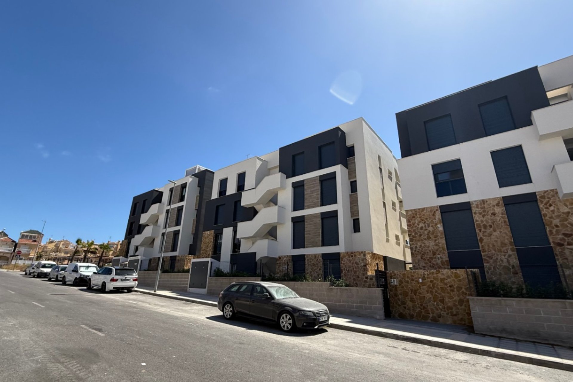 Használt Ingatlanok - Apartman -
Orihuela - Inland