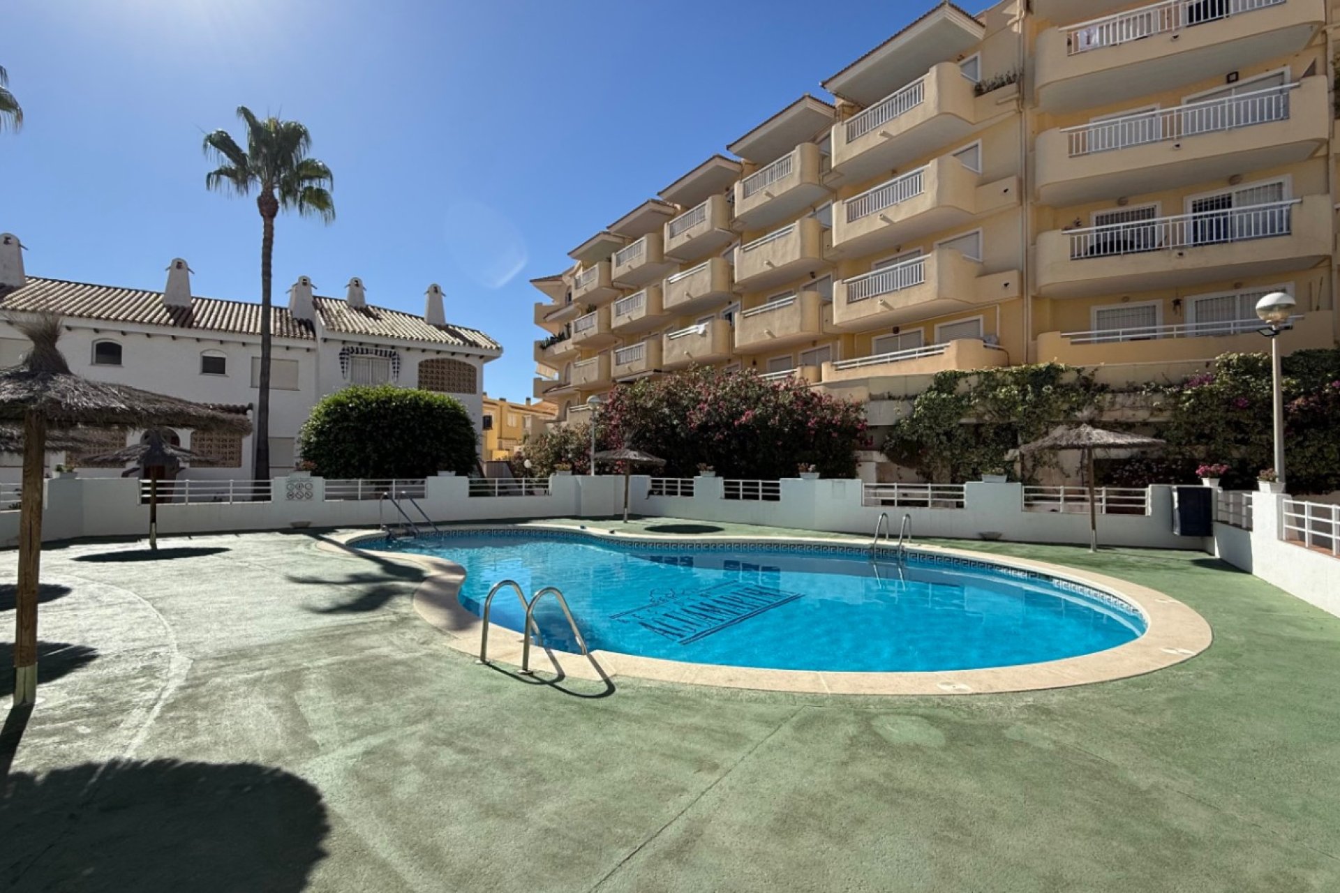 Használt Ingatlanok - Apartman -
Orihuela - Inland