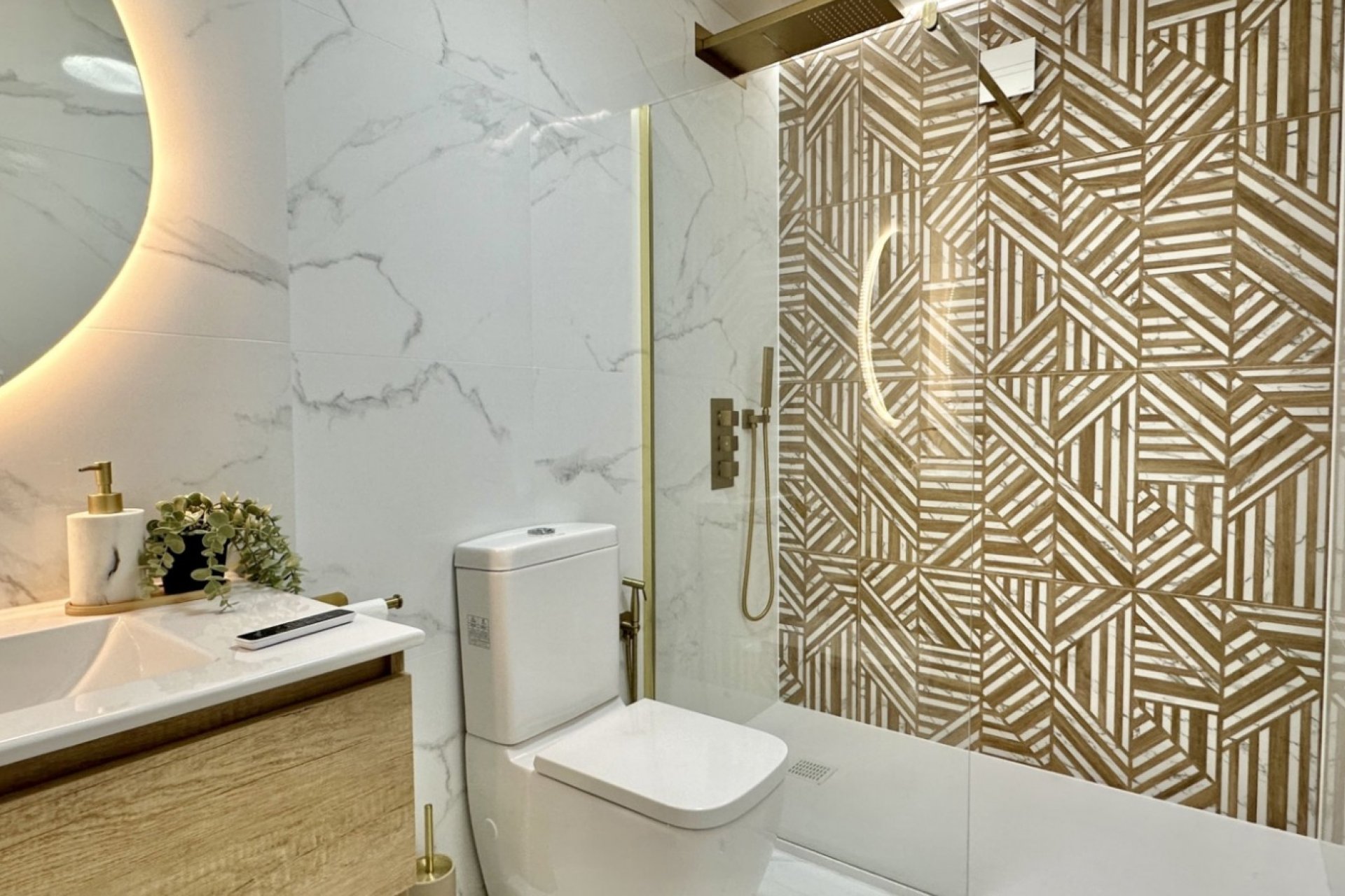 Használt Ingatlanok - Apartman -
Orihuela - Inland