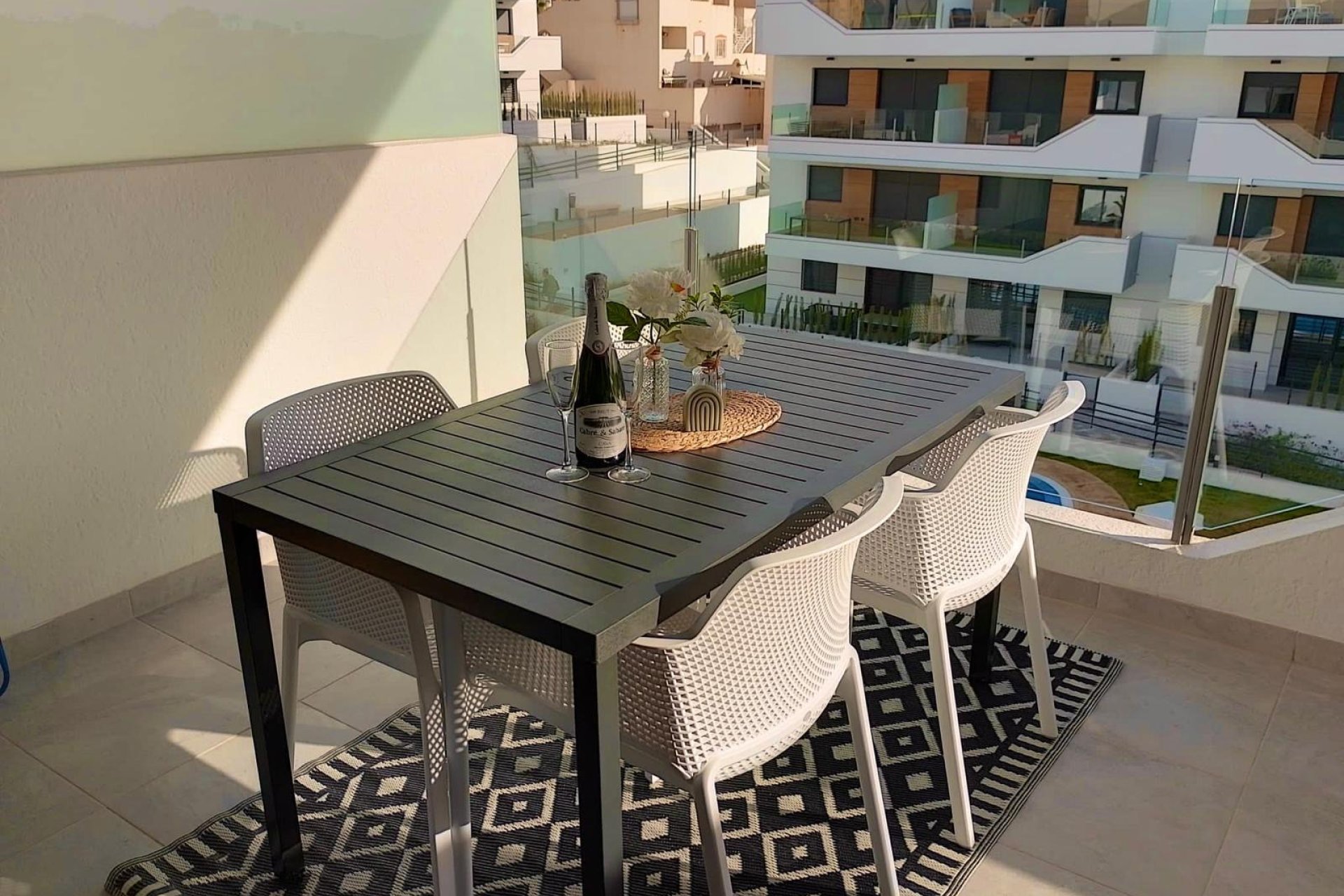 Használt Ingatlanok - Apartman -
Orihuela - Inland