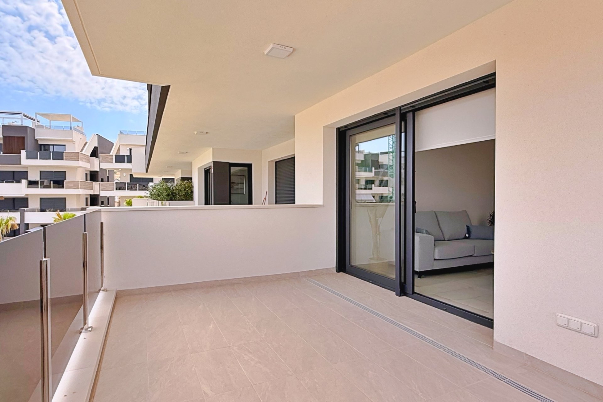 Használt Ingatlanok - Apartman -
Orihuela - Inland