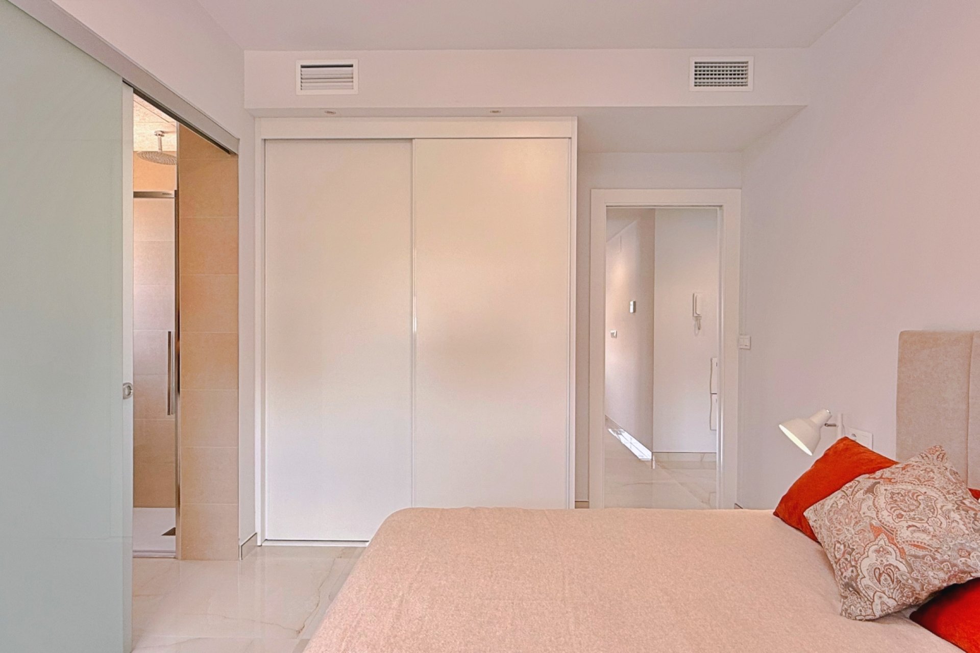 Használt Ingatlanok - Apartman -
Orihuela - Inland