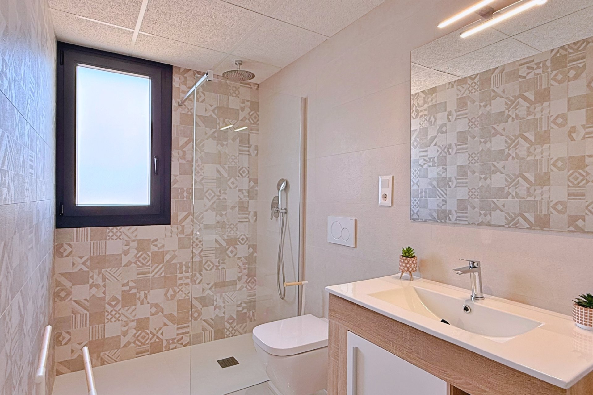 Használt Ingatlanok - Apartman -
Orihuela - Inland