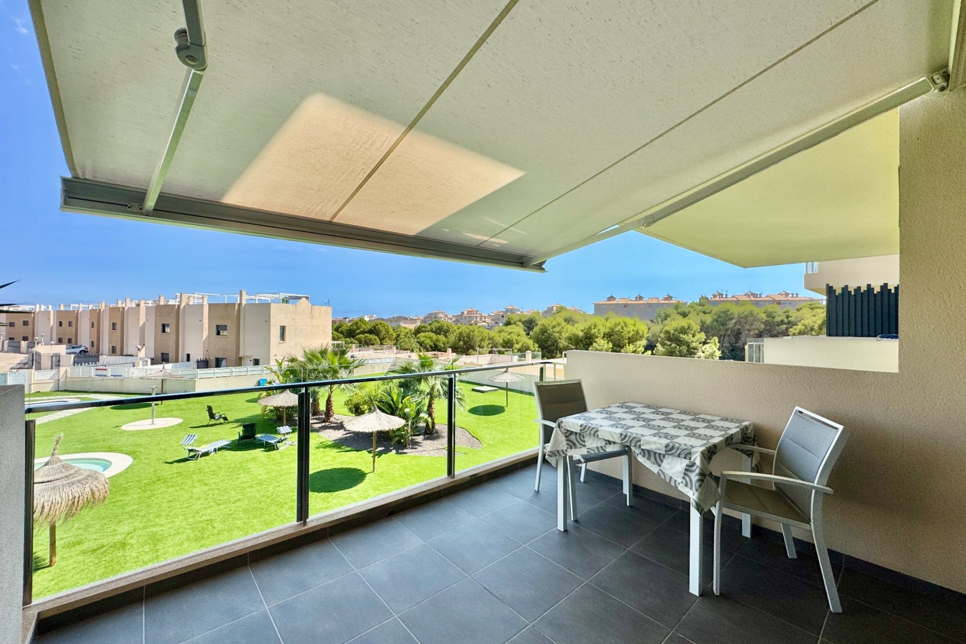 Használt Ingatlanok - Apartman -
Orihuela - Inland
