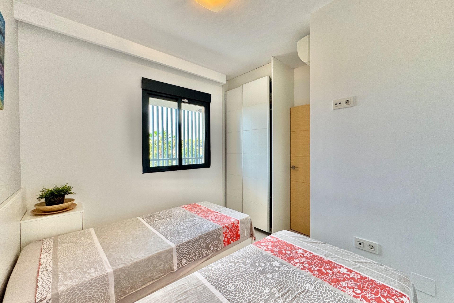 Használt Ingatlanok - Apartman -
Orihuela - Inland