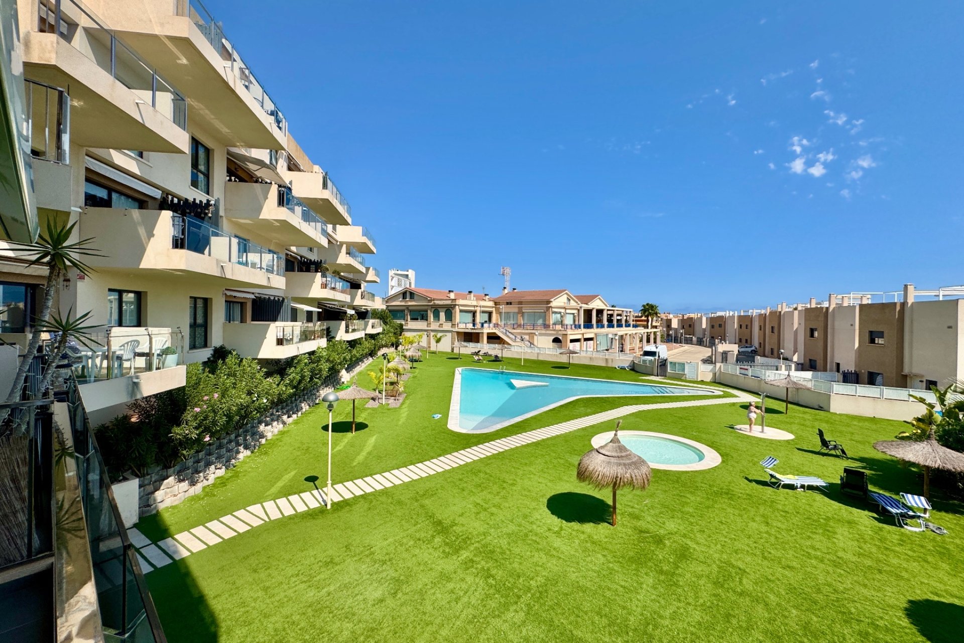 Használt Ingatlanok - Apartman -
Orihuela - Inland