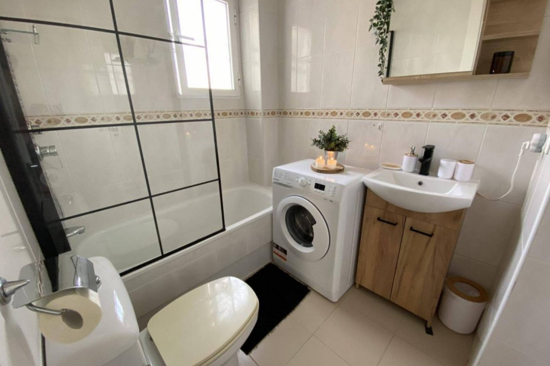 Használt Ingatlanok - Apartman -
Playa De Los Naufragos - Costa Blanca