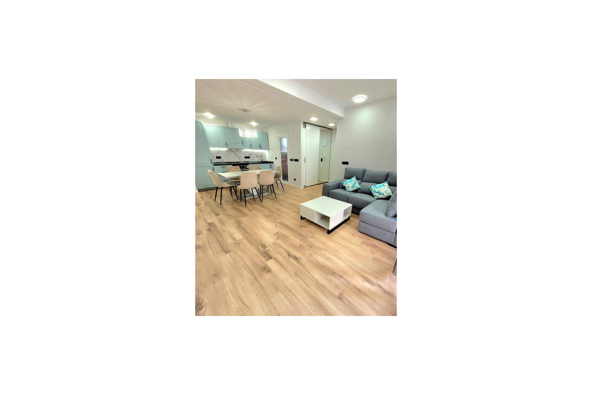 Használt Ingatlanok - Apartman -
Playa del Cura - Costa Blanca