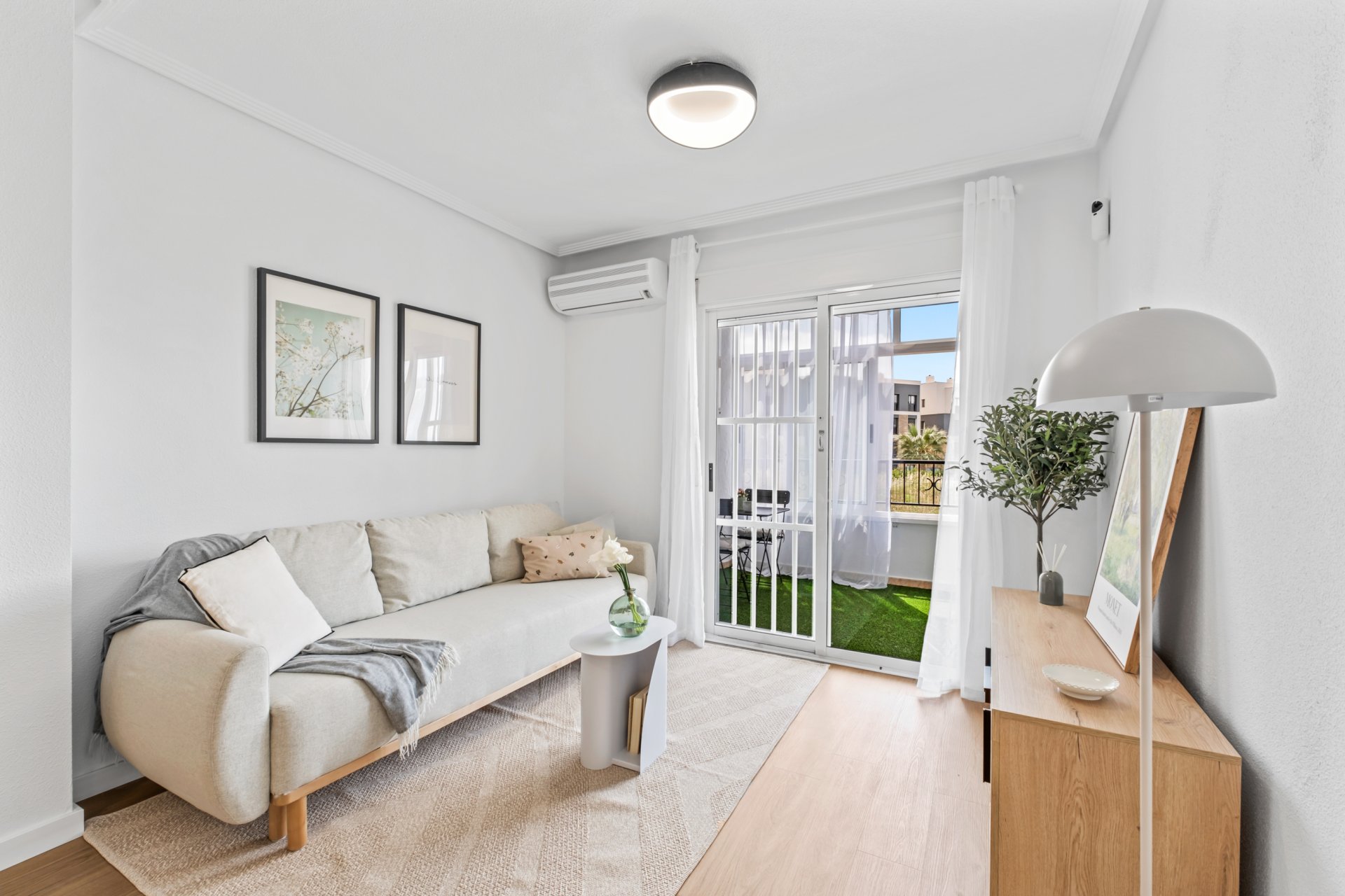 Használt Ingatlanok - Apartman -
Playa Flamenca - Costa Blanca