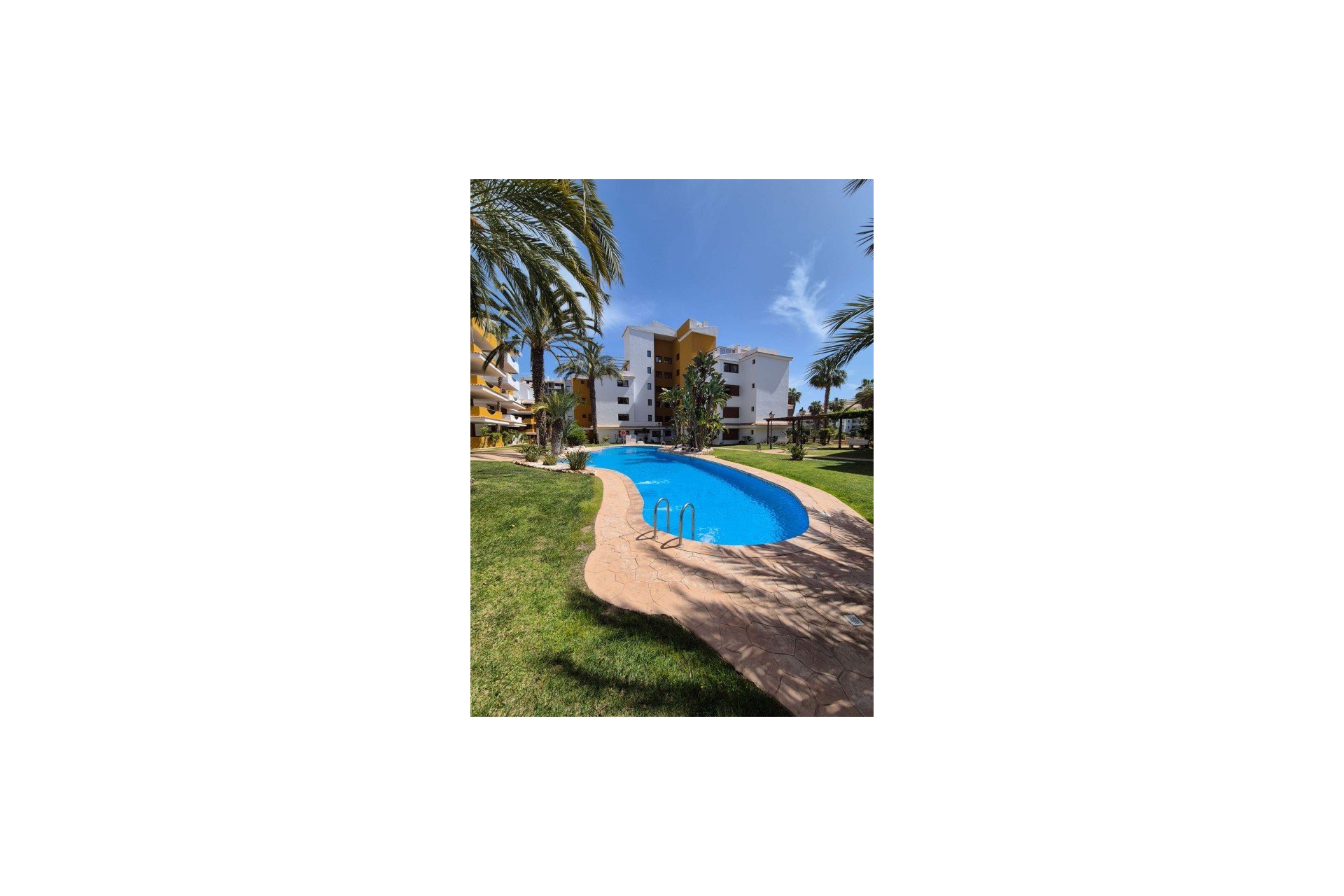 Használt Ingatlanok - Apartman -
Punta Prima - Costa Blanca