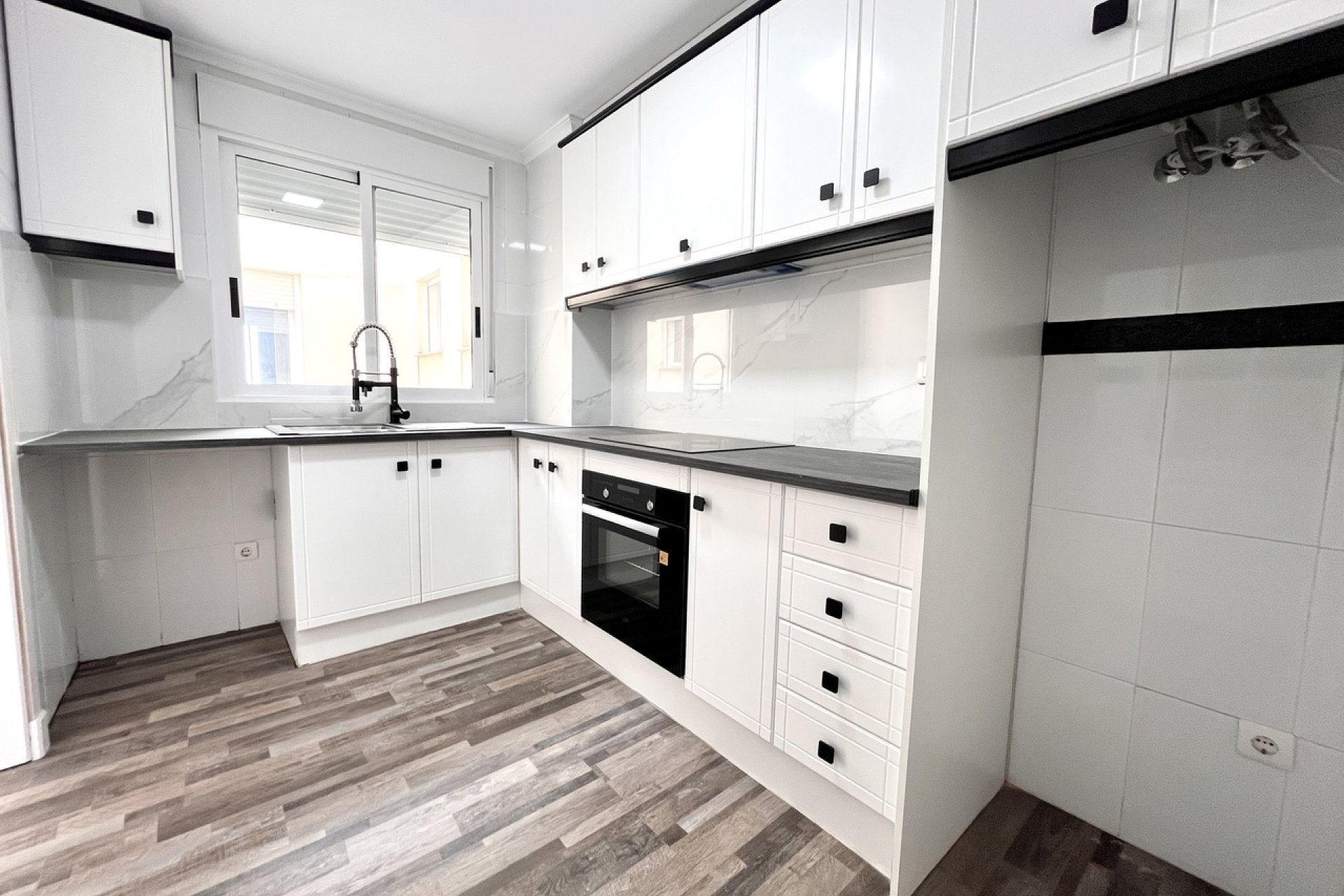 Használt Ingatlanok - Apartman -
San Miguel de Salinas - Inland