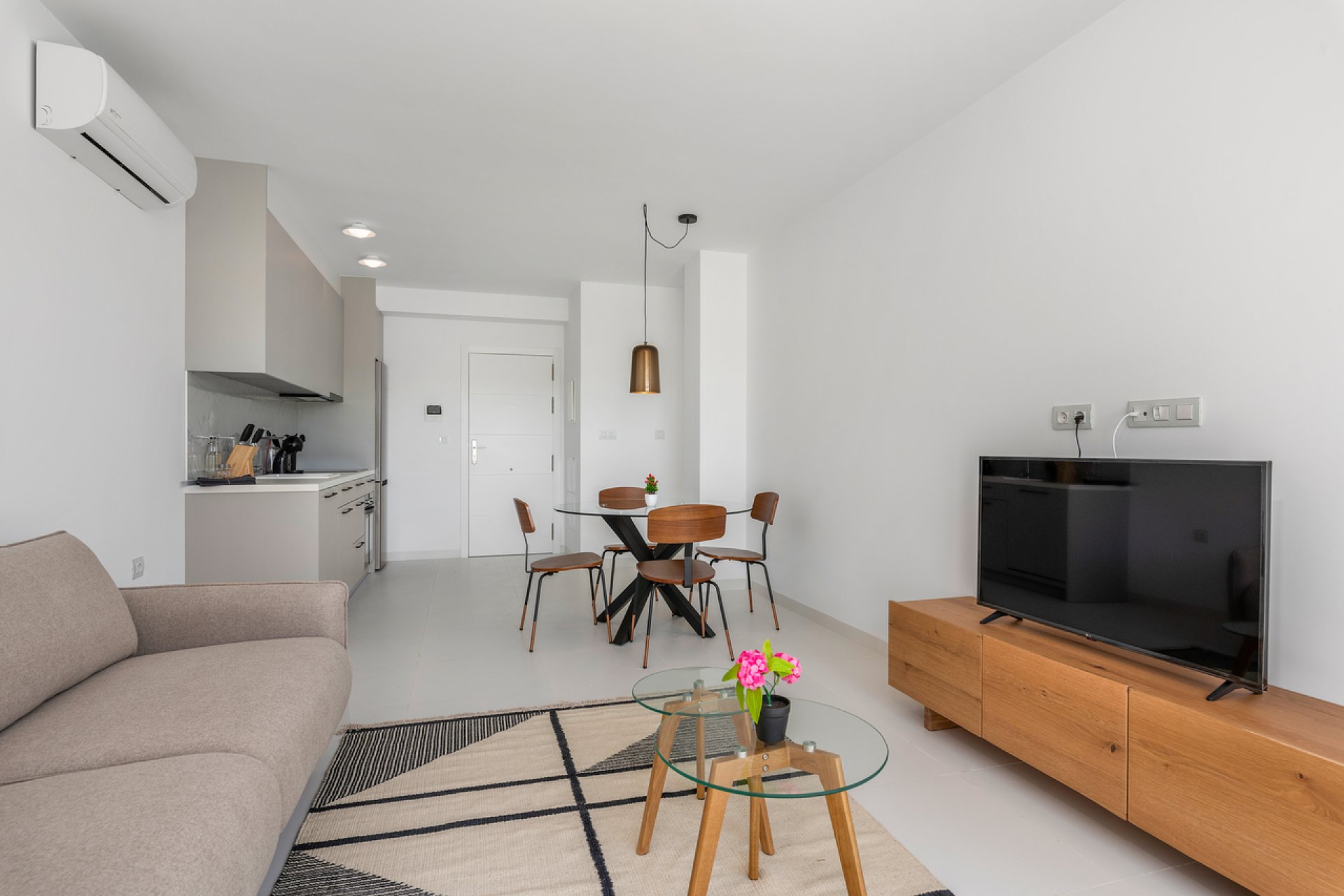 Használt Ingatlanok - Apartman -
San Miguel de Salinas - Inland