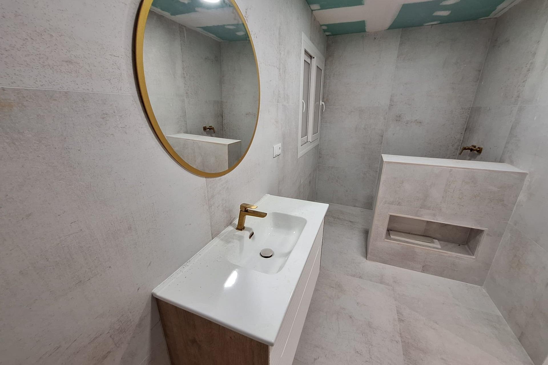 Használt Ingatlanok - Apartman -
Torrevieja - Acequion