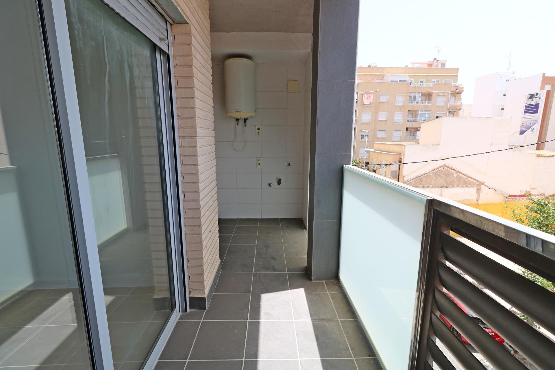 Használt Ingatlanok - Apartman -
Torrevieja - Acequion