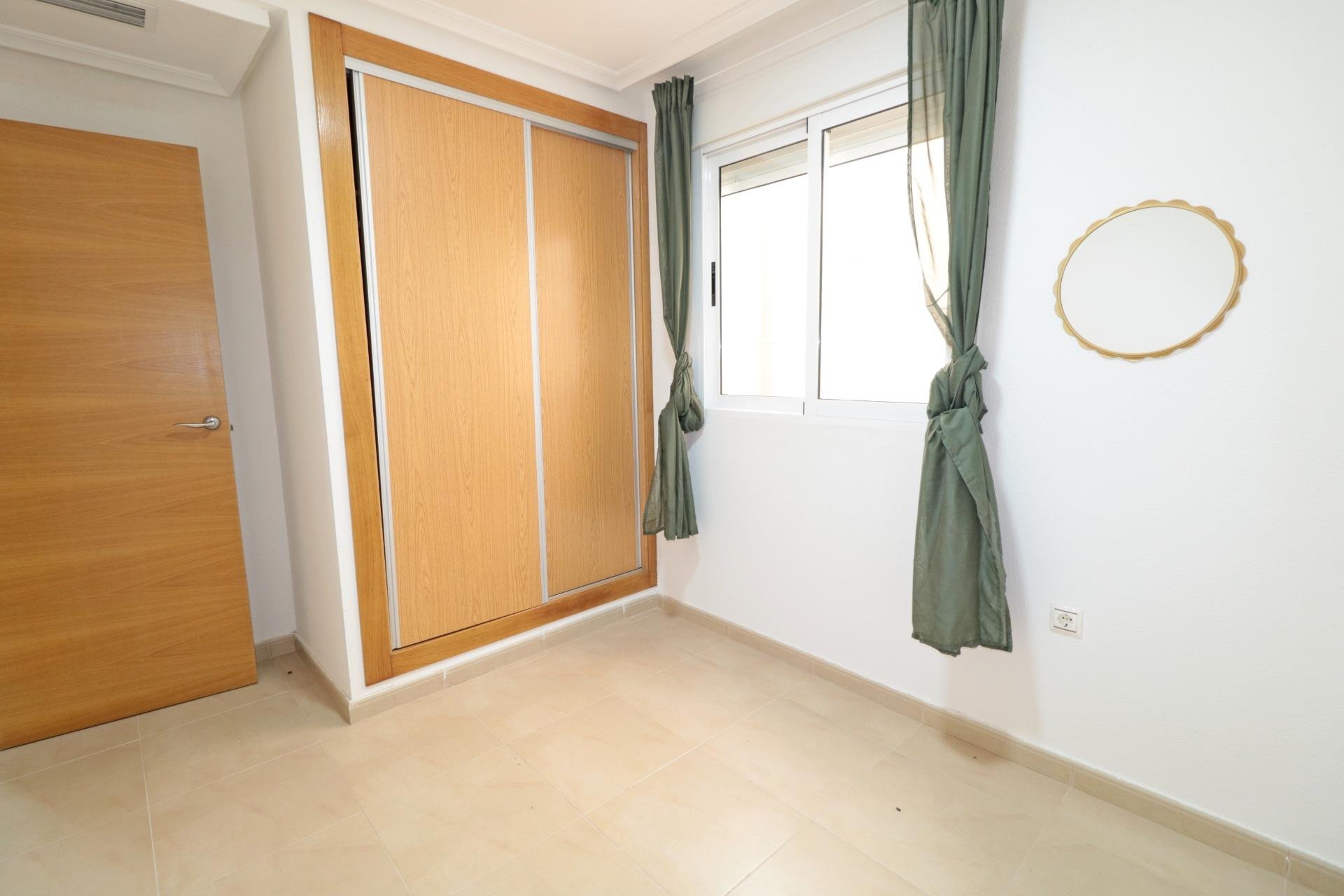 Használt Ingatlanok - Apartman -
Torrevieja - Acequion