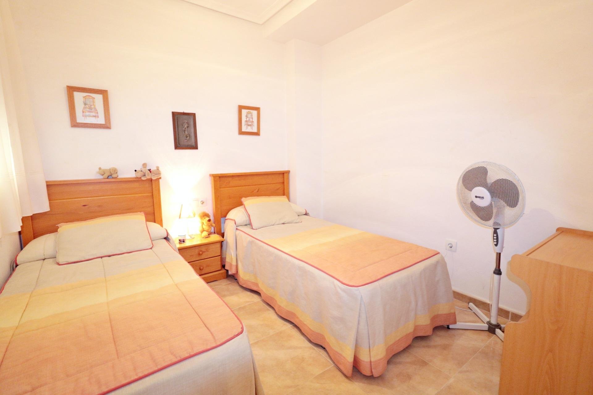 Használt Ingatlanok - Apartman -
Torrevieja - Acequion