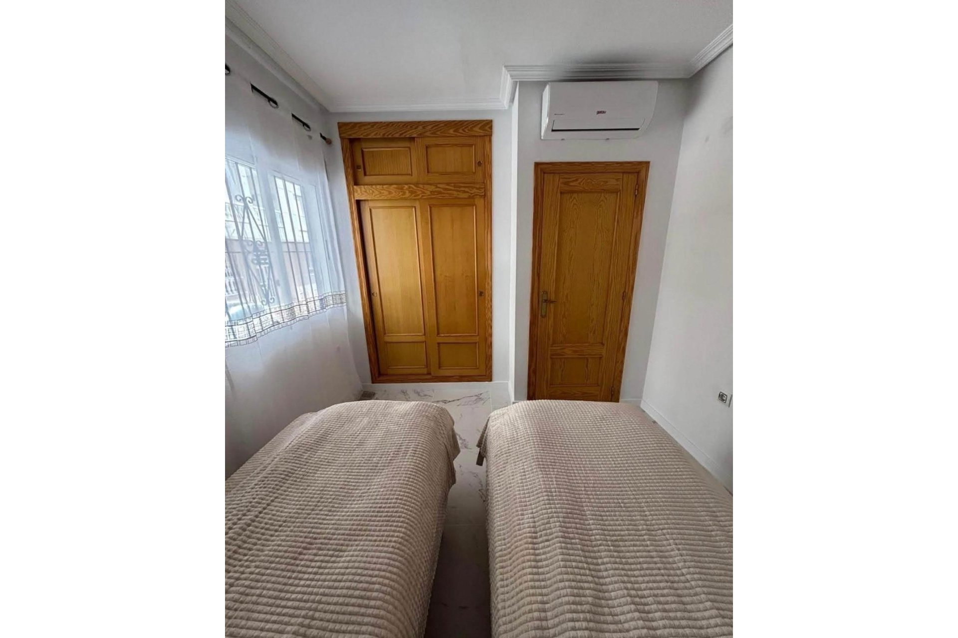 Használt Ingatlanok - Apartman -
Torrevieja - Acequion