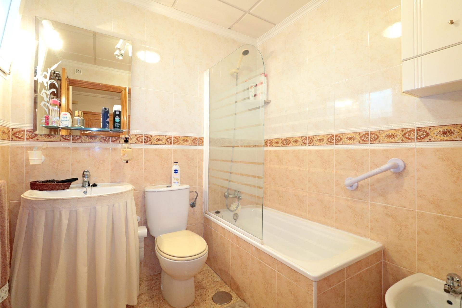 Használt Ingatlanok - Apartman -
Torrevieja - Acequion