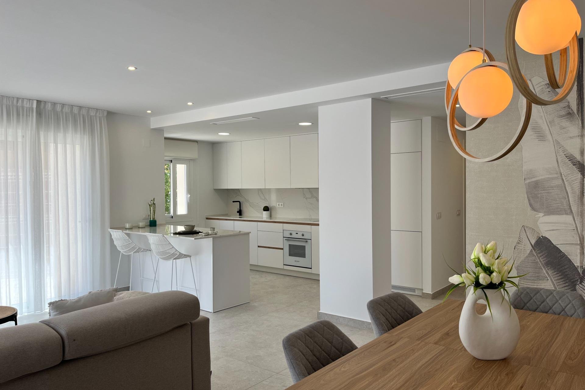 Használt Ingatlanok - Apartman -
Torrevieja - Aguas Nuevas