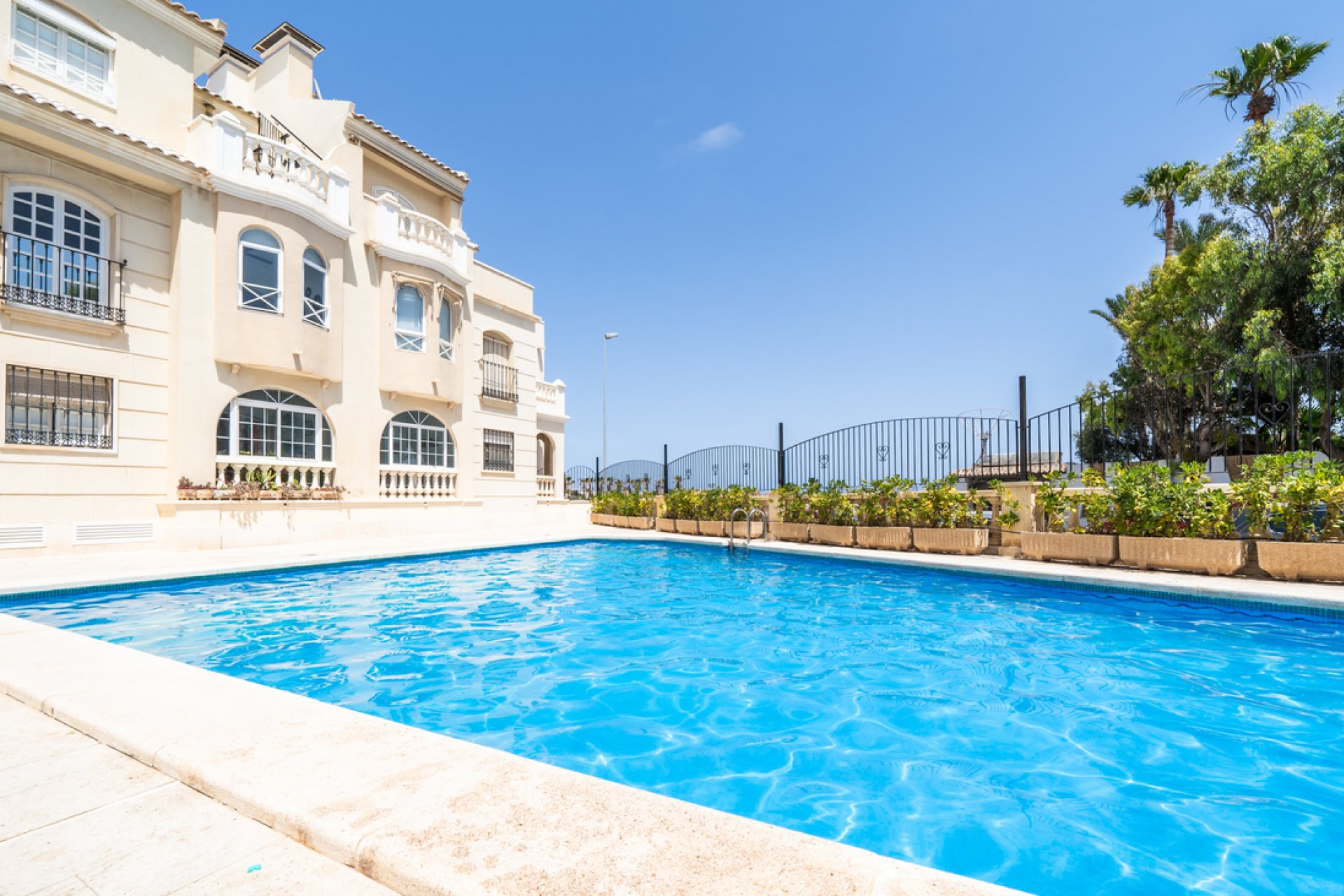Használt Ingatlanok - Apartman -
Torrevieja - Aguas Nuevas