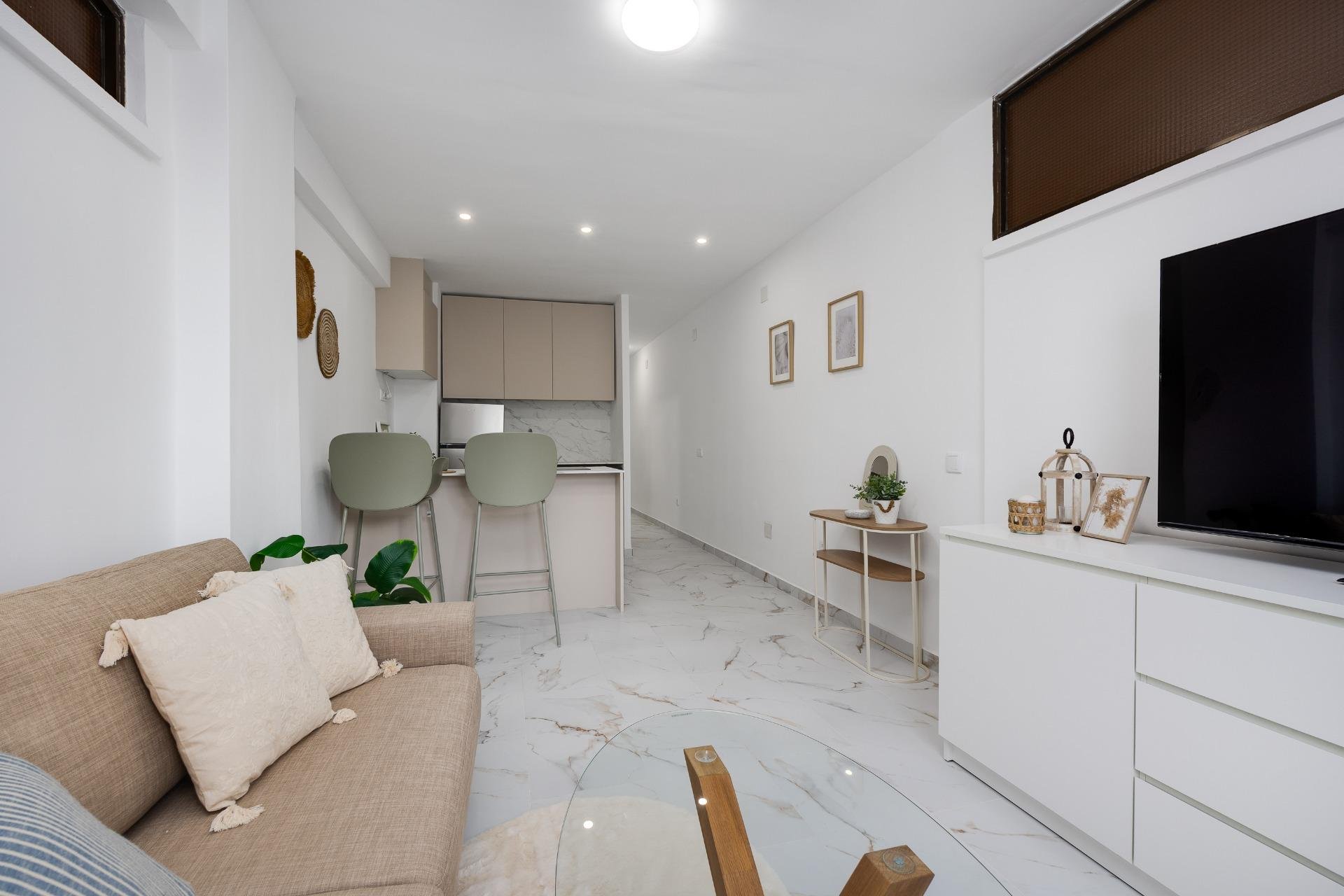 Használt Ingatlanok - Apartman -
Torrevieja - Cabo Cervera