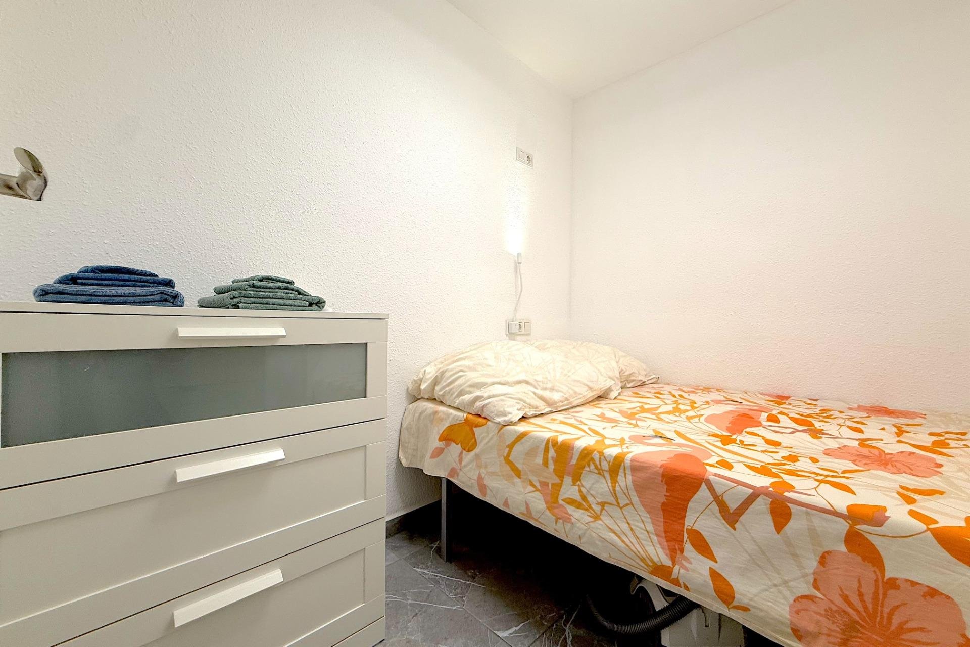 Használt Ingatlanok - Apartman -
Torrevieja - Cabo Cervera