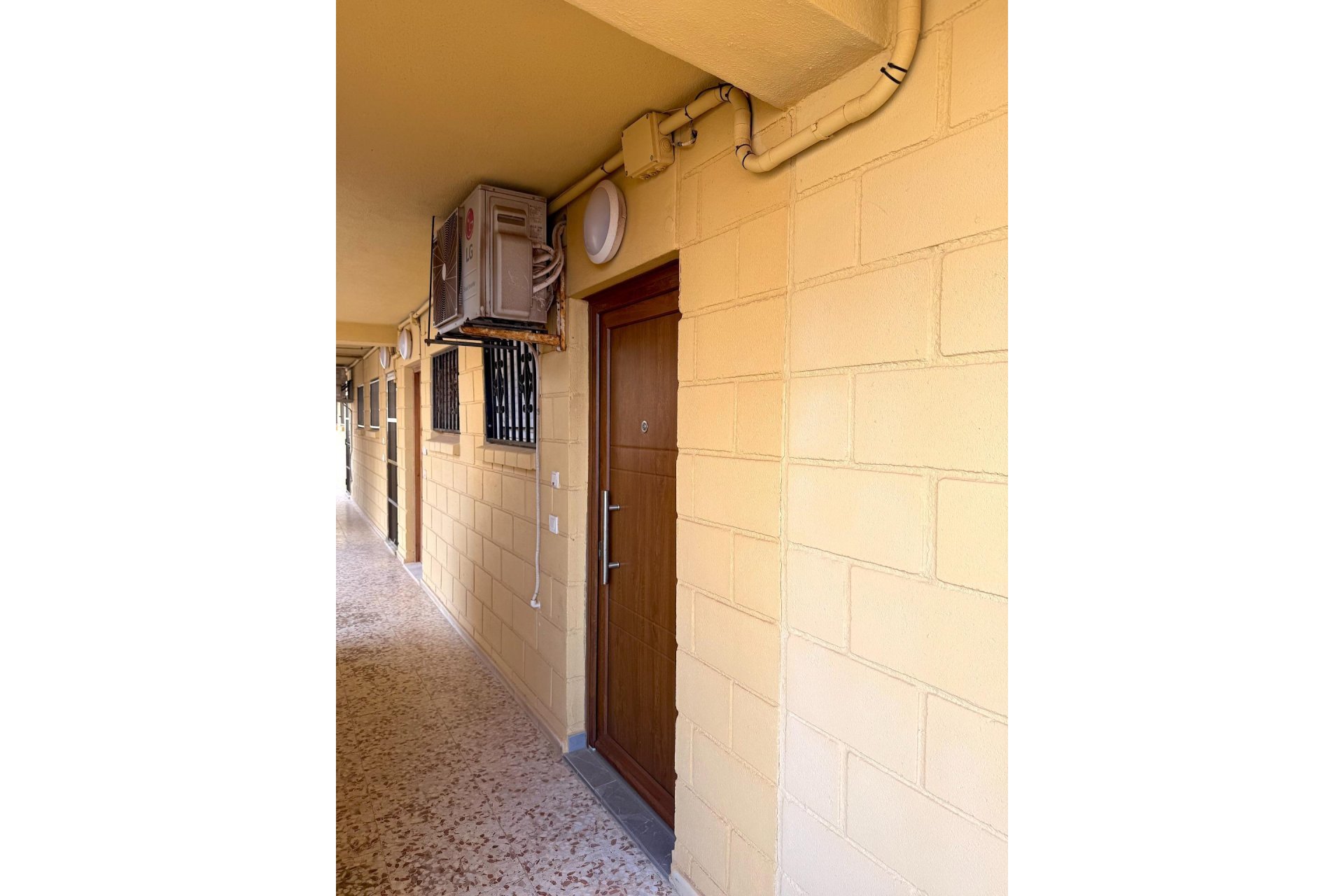 Használt Ingatlanok - Apartman -
Torrevieja - Cabo Cervera