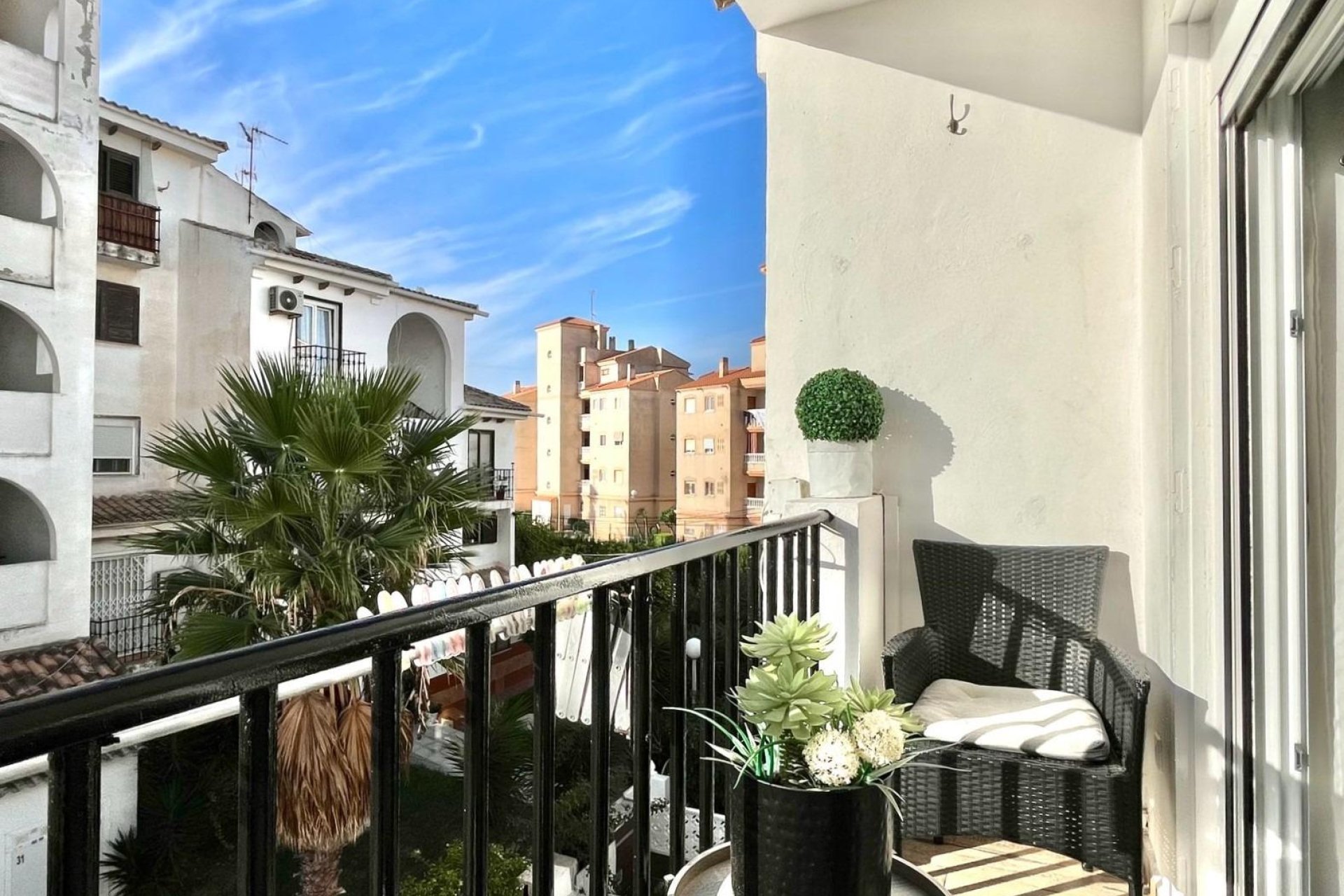 Használt Ingatlanok - Apartman -
Torrevieja - Calas Blanca