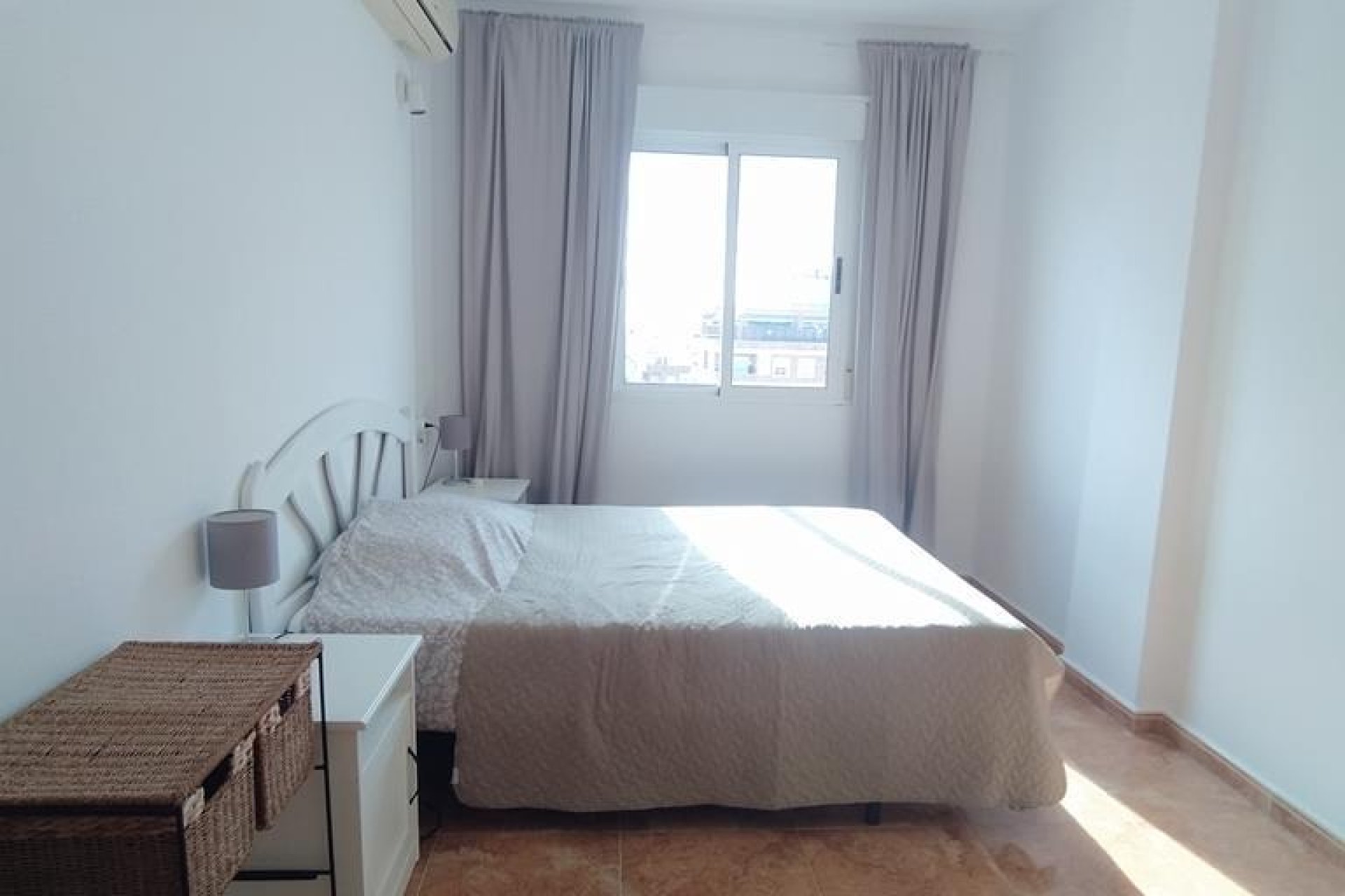 Használt Ingatlanok - Apartman -
Torrevieja - CASCO URBANO