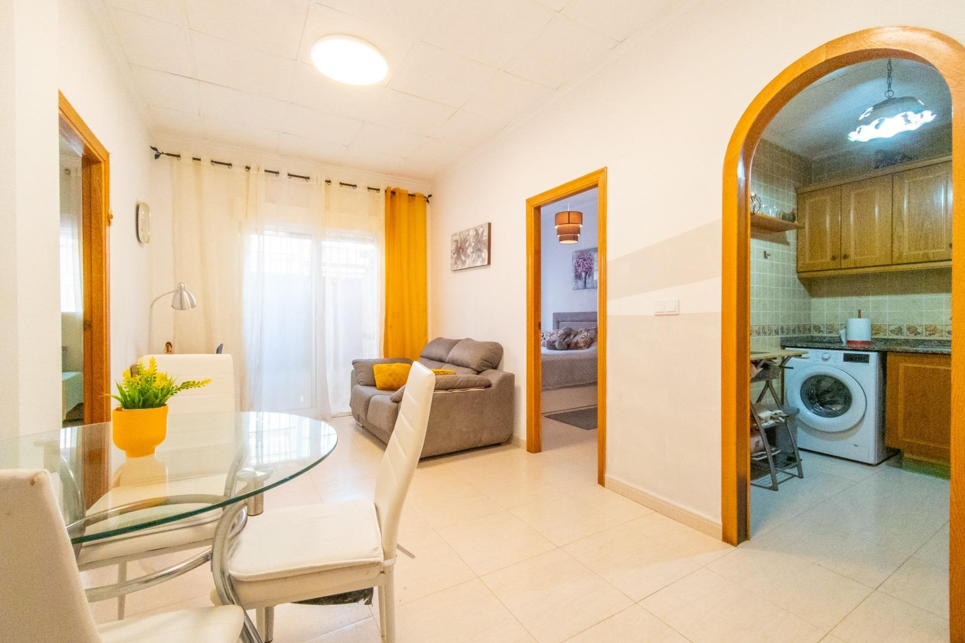 Használt Ingatlanok - Apartman -
Torrevieja - Centro