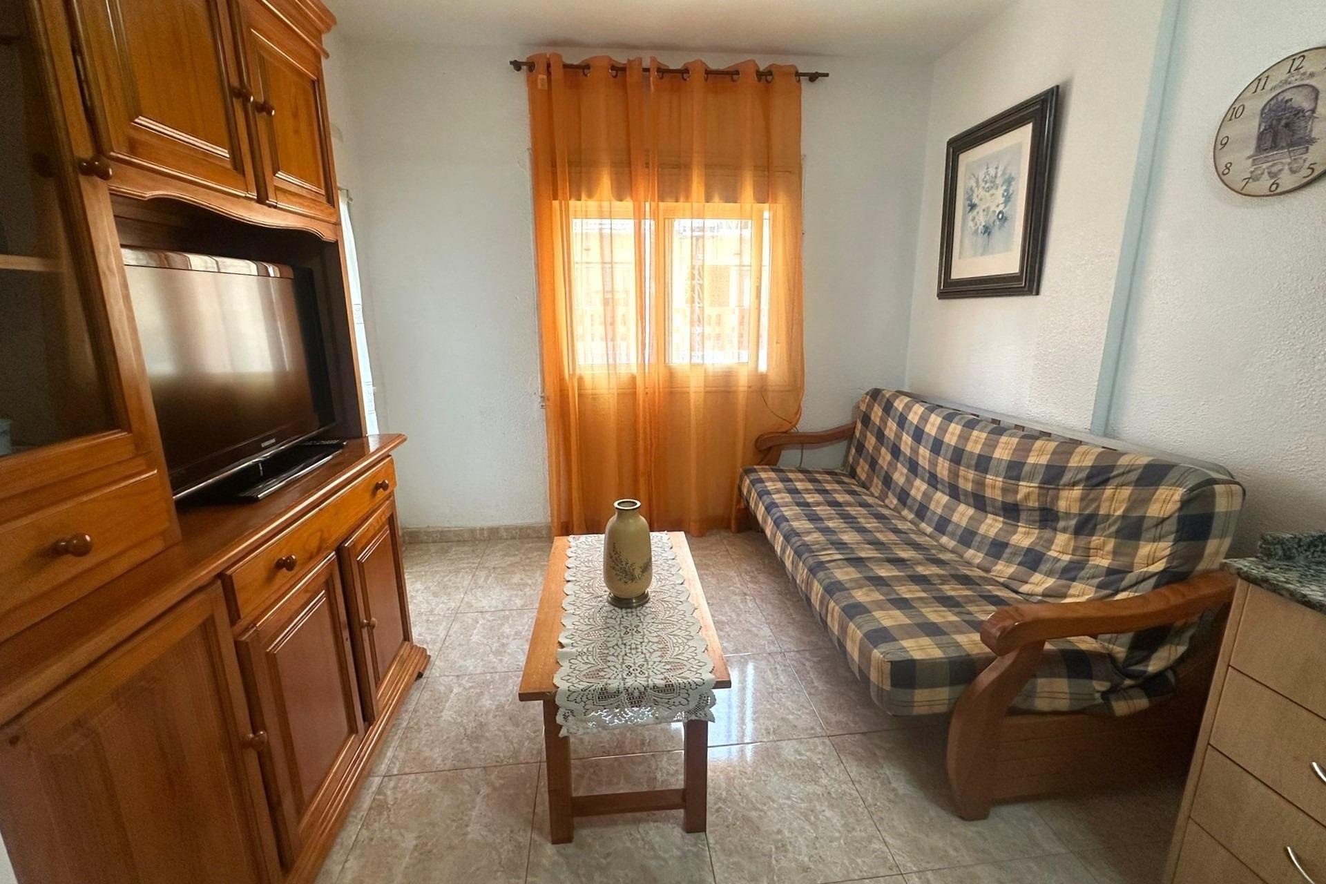 Használt Ingatlanok - Apartman -
Torrevieja - Centro