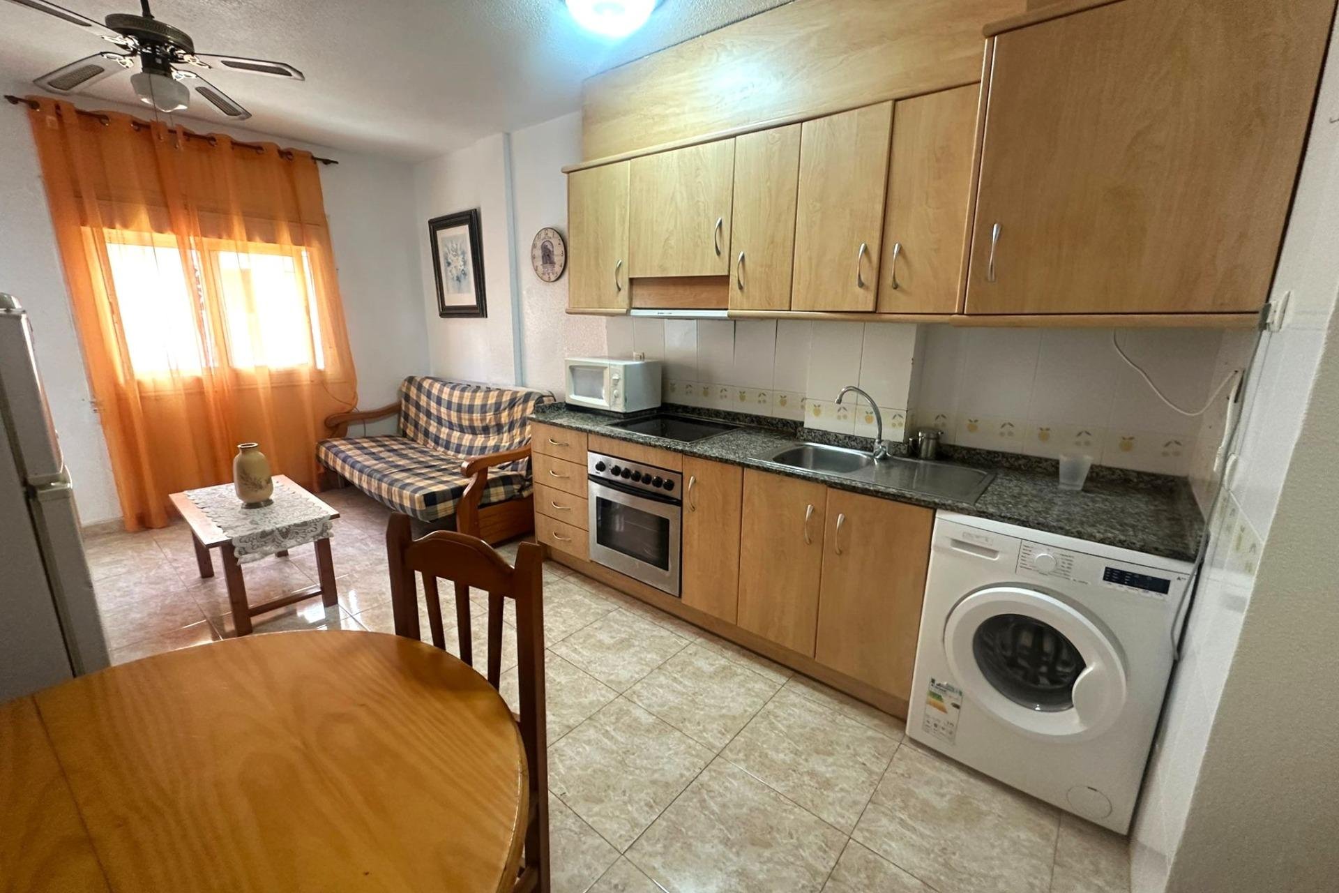 Használt Ingatlanok - Apartman -
Torrevieja - Centro