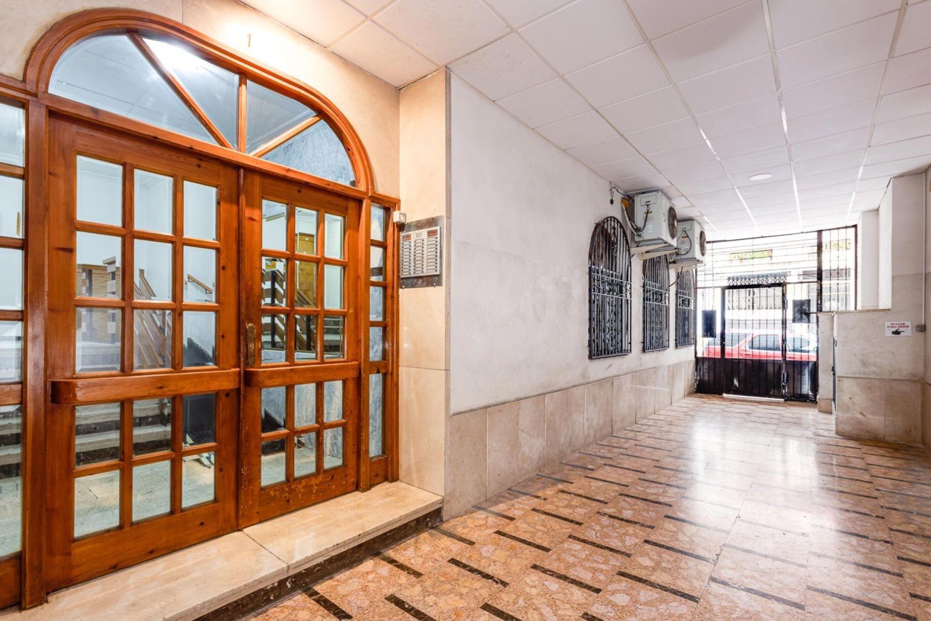 Használt Ingatlanok - Apartman -
Torrevieja - Centro