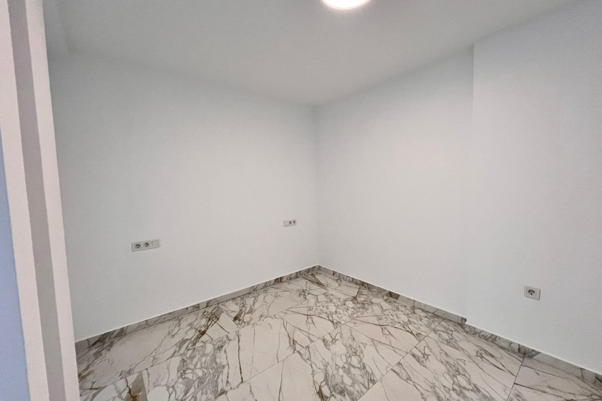Használt Ingatlanok - Apartman -
Torrevieja - Centro