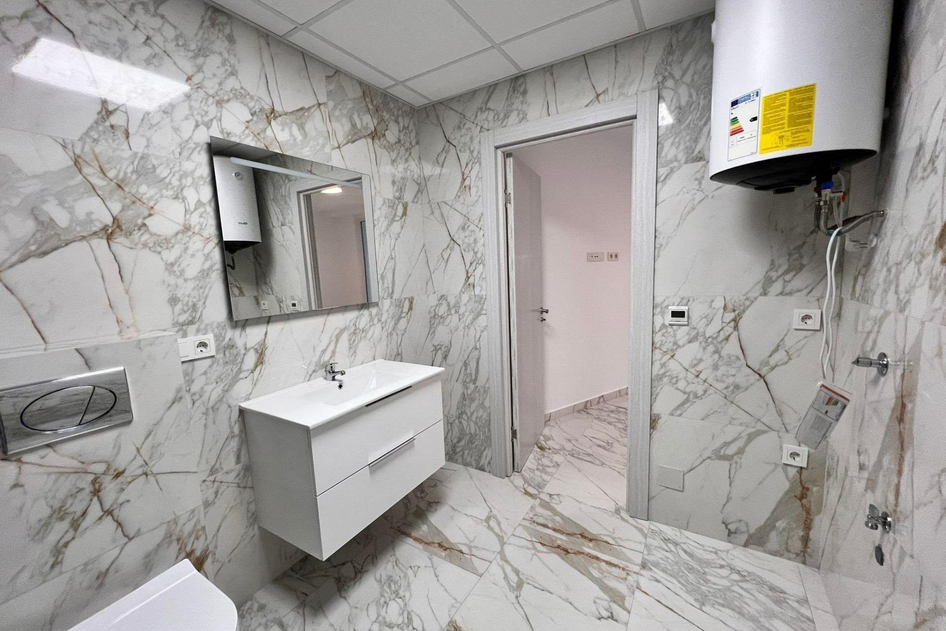 Használt Ingatlanok - Apartman -
Torrevieja - Centro